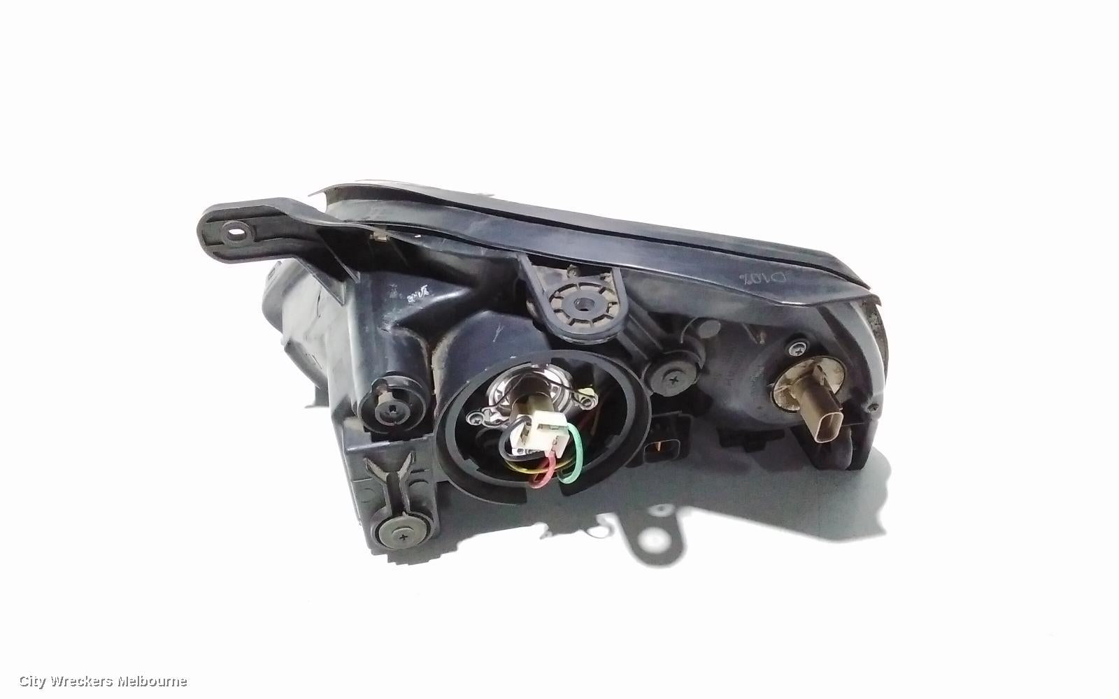 KIA RIO RIGHT HEADLAMP, DC, ORANGE BULB TYPE, 09/2002 - 07/2005 - Image 2