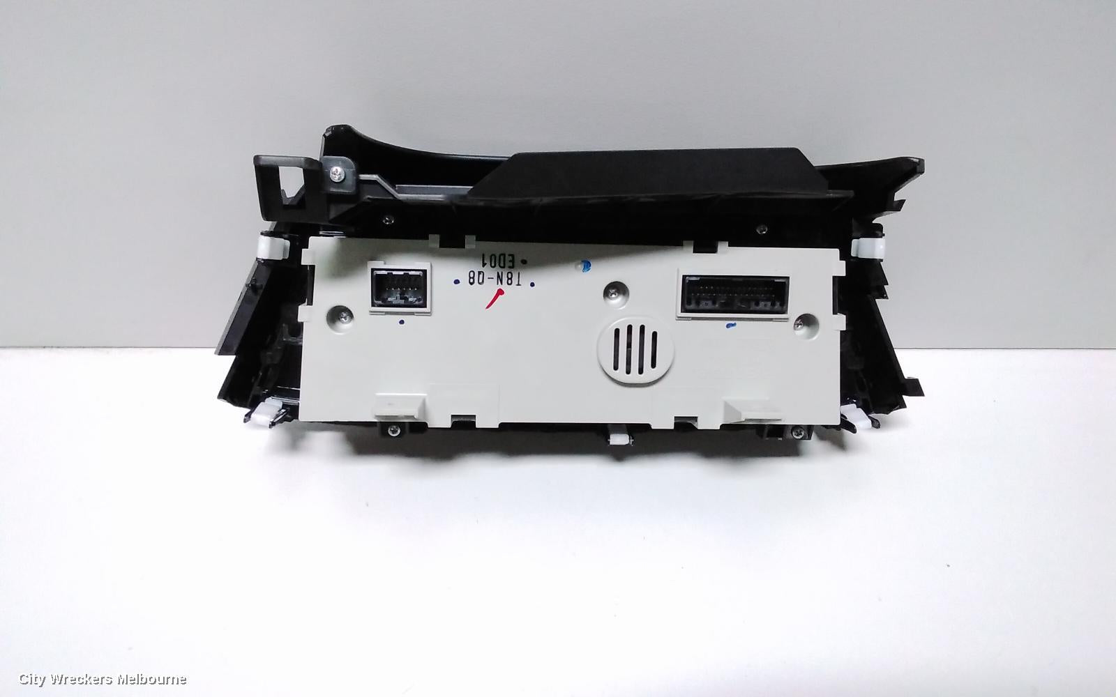 HONDA HRV HEATER/AC CONTROLS, SINGLE-ZONE CLIMATE CONTROL, RU5, 12/2014 ONWARDS - Image 3