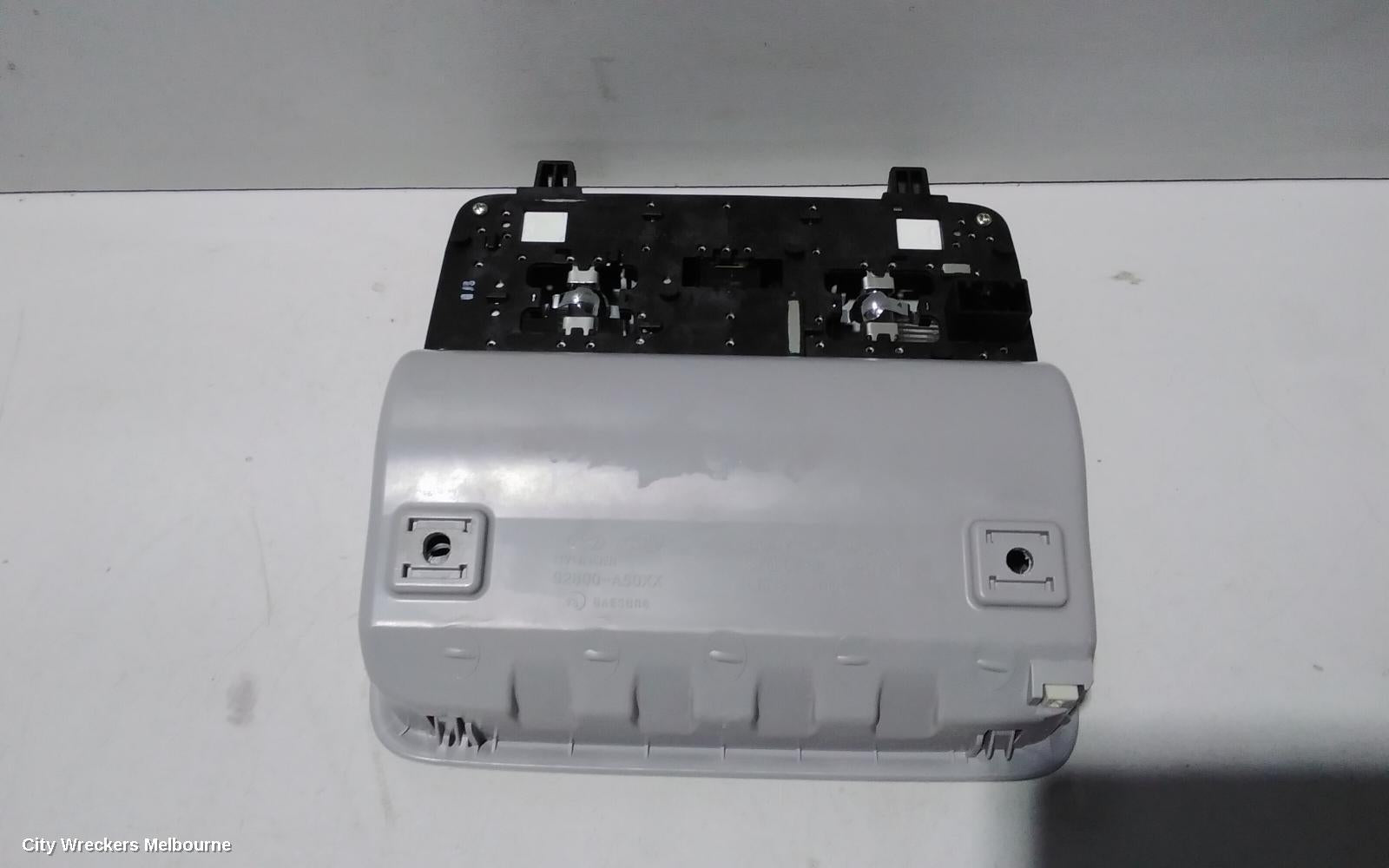 HYUNDAI I30 COURTESY LIGHT, FRONT, W/ SUNGLASS HOLDER TYPE, GD, 03/2012 - 02/2017 - Image 3