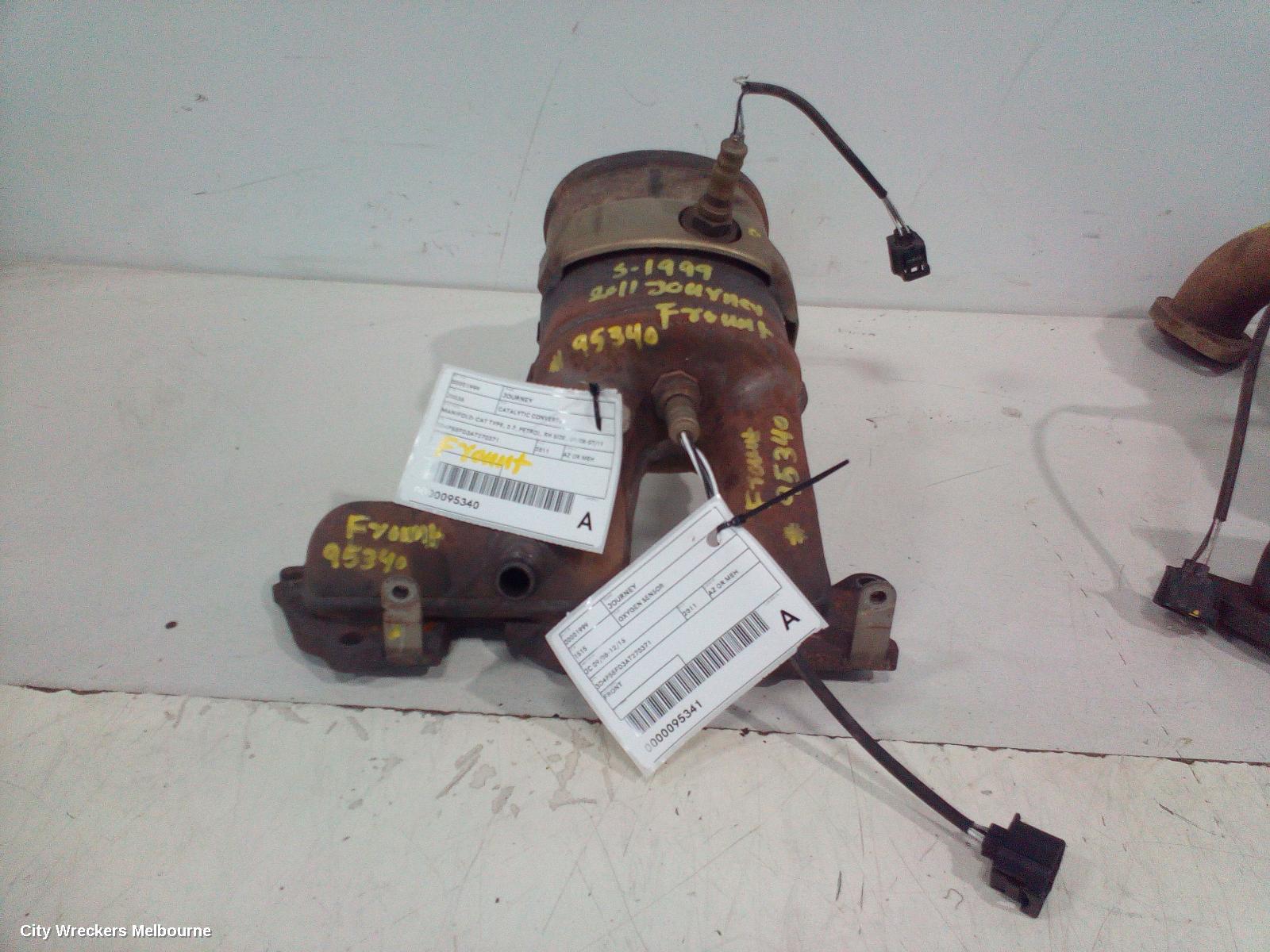 DODGE JOURNEY CATALYTIC CONVERTER, MANIFOLD-CAT TYPE, 2.7, PETROL, RH SIDE, 09/2008 - 07/2011 - Image 3