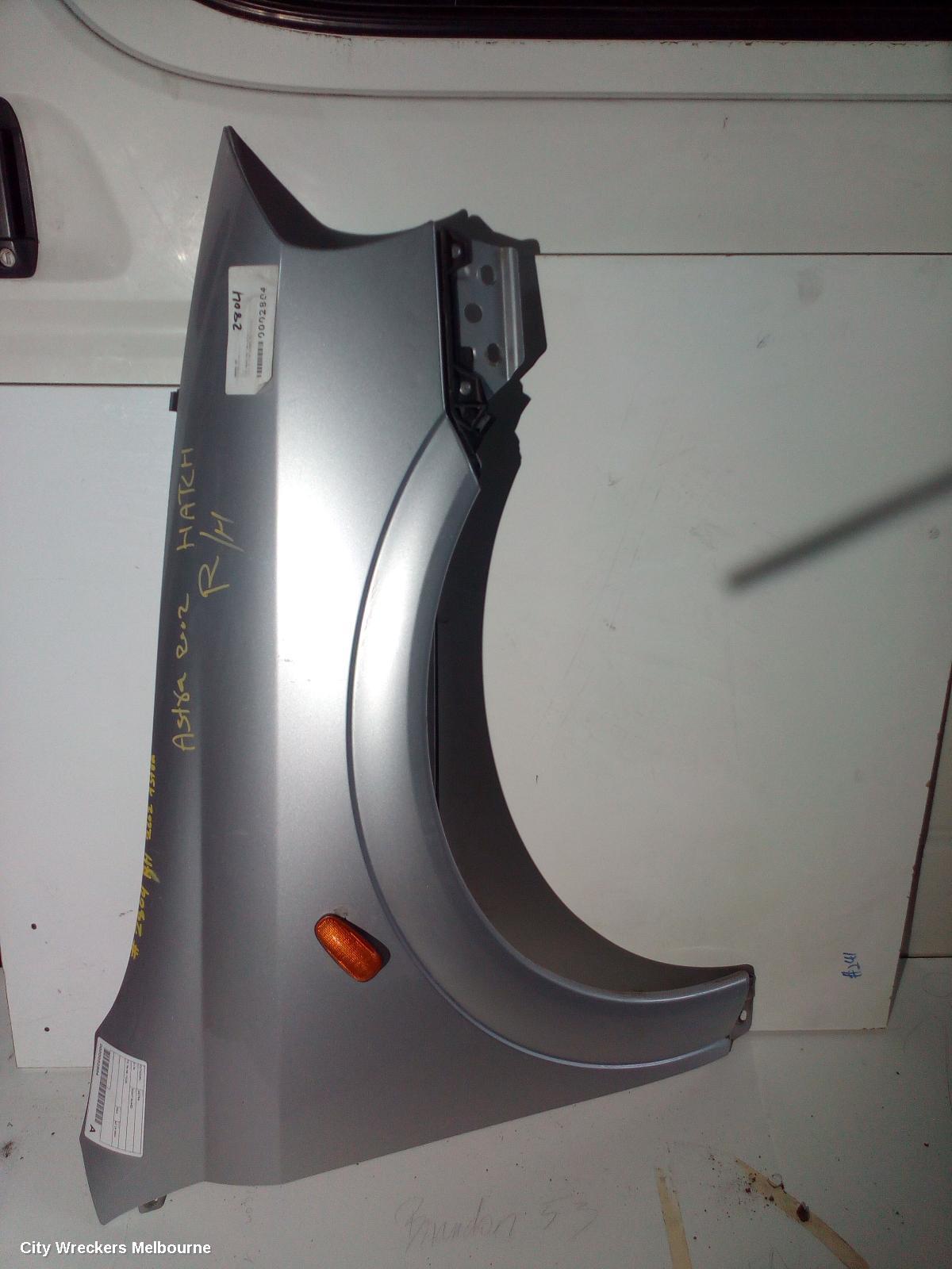 HOLDEN ASTRA RIGHT GUARD, TS, 08/1998 - 10/2006 - Image 1