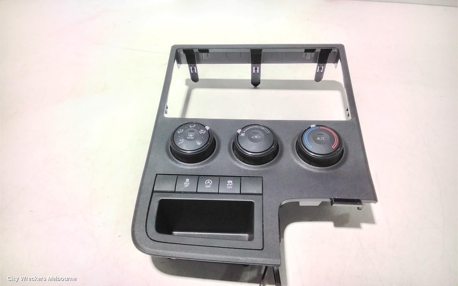 TOYOTA HIACE HEATER/AC CONTROLS, DUAL ZONE TYPE, 300 SERIES, 04/2019 ONWARDS - Image 3