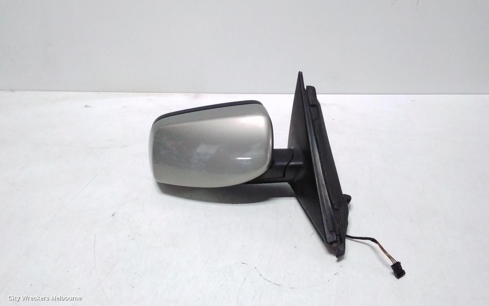 BMW 5 SERIES RIGHT DOOR MIRROR, E60, NON AUTO DIP, W/ LIGHT PACK, NON MEMORY TYPE, 03/2007 - 04/2010 - Image 1
