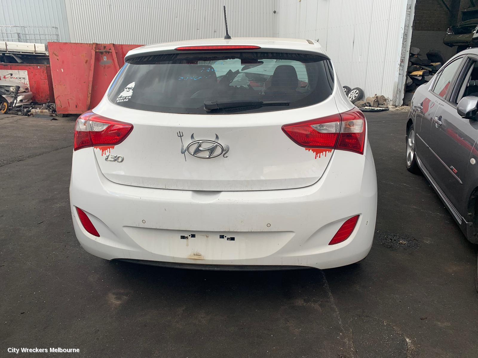HYUNDAI I30 LEFT FRONT WINDOW REG/MOTOR, GD, HATCH, DOOR REG ASSY (REG AND MOTOR), 3DR/5DR, (MOTOR-2 PIN), 03/2012 - 04/2017 - Image 3