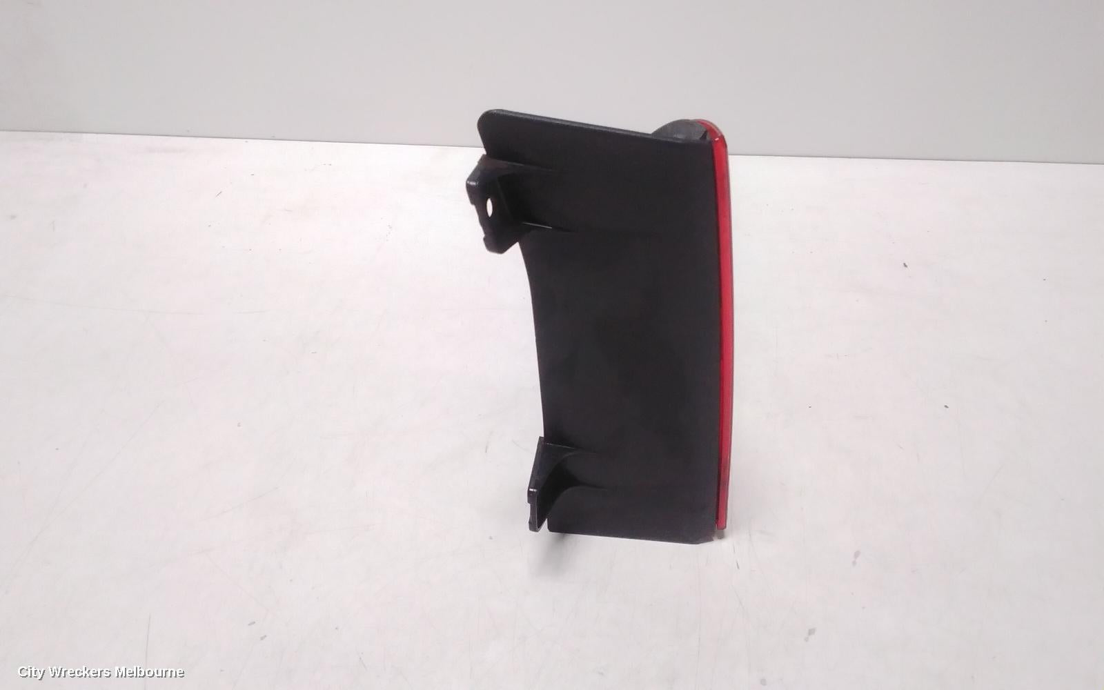 MERCEDES VITO RIGHT TAILLIGHT, UPPER TAILGATE, 639, 04/2004 - 02/2015 - Image 3