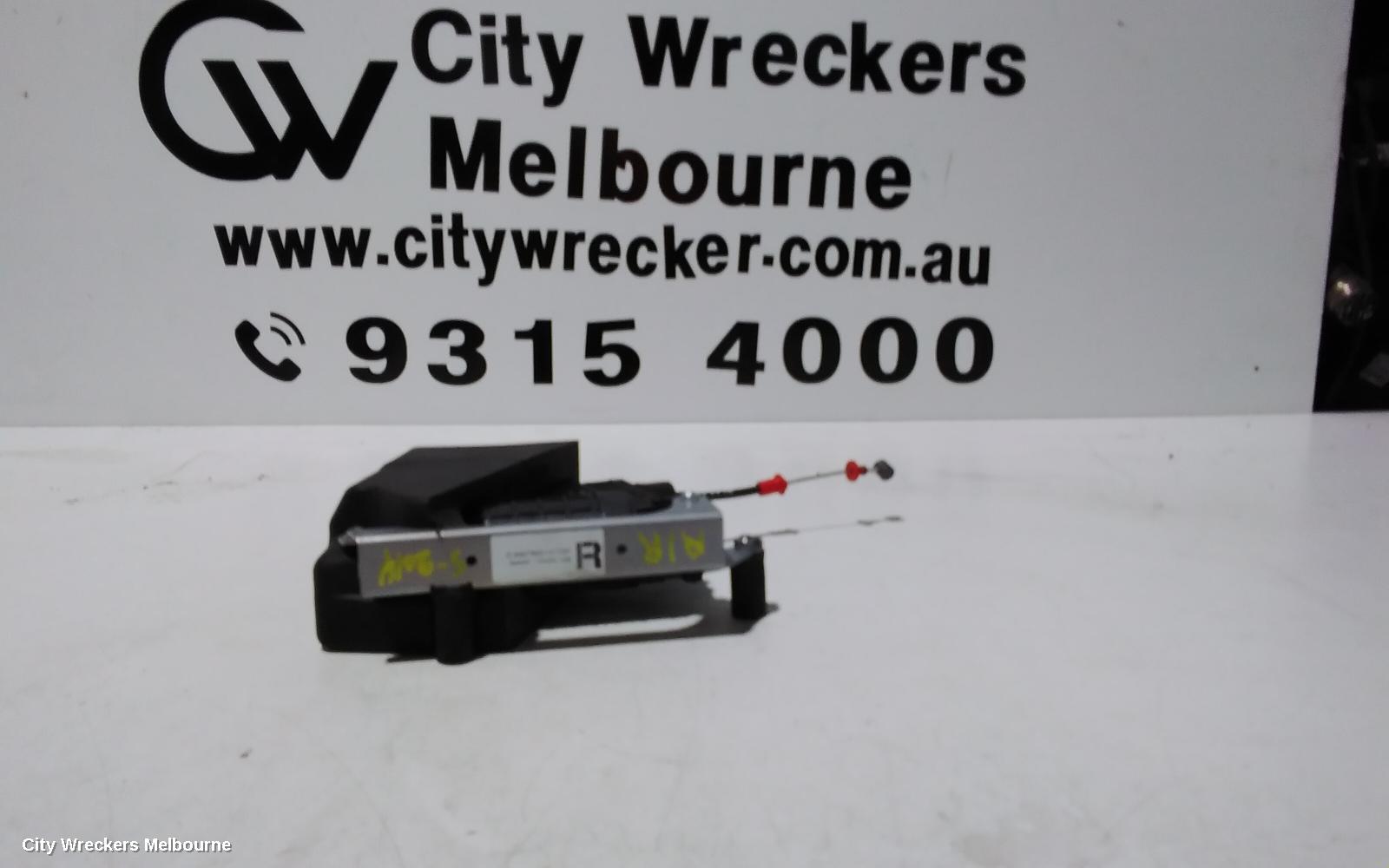 MERCEDES VITO DOOR/BOOT/GATE LOCK, RIGHT REAR DOOR LOCK, 447, 03/2015 ONWARDS - Image 2