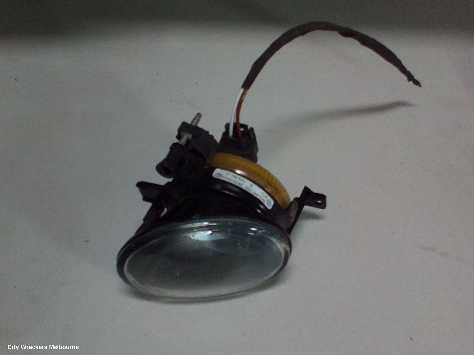 VOLKSWAGEN TIGUAN RIGHT INDICATOR/FOG/SIDE, BUMPER FOGLAMP, 5N, 07/2011 - 08/2016 - Image 1