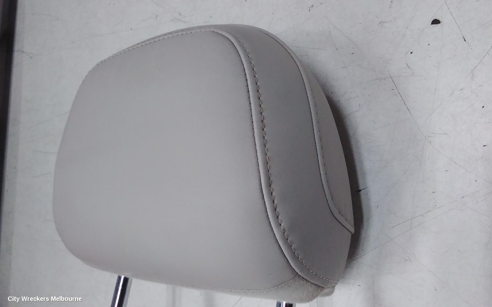 MAHINDRA XUV700 HEADREST, W601, 01/2023 ONWARDS - Image 3