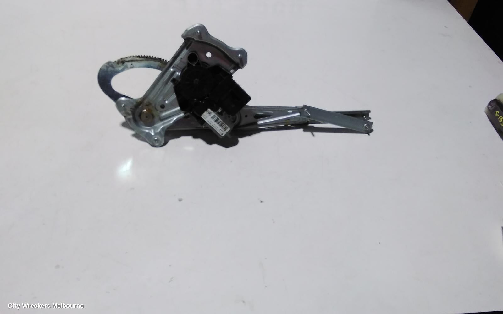 RENAULT FLUENCE LEFT FRONT WINDOW REG/MOTOR, X38 09/2010 - 01/2016 - Image 3