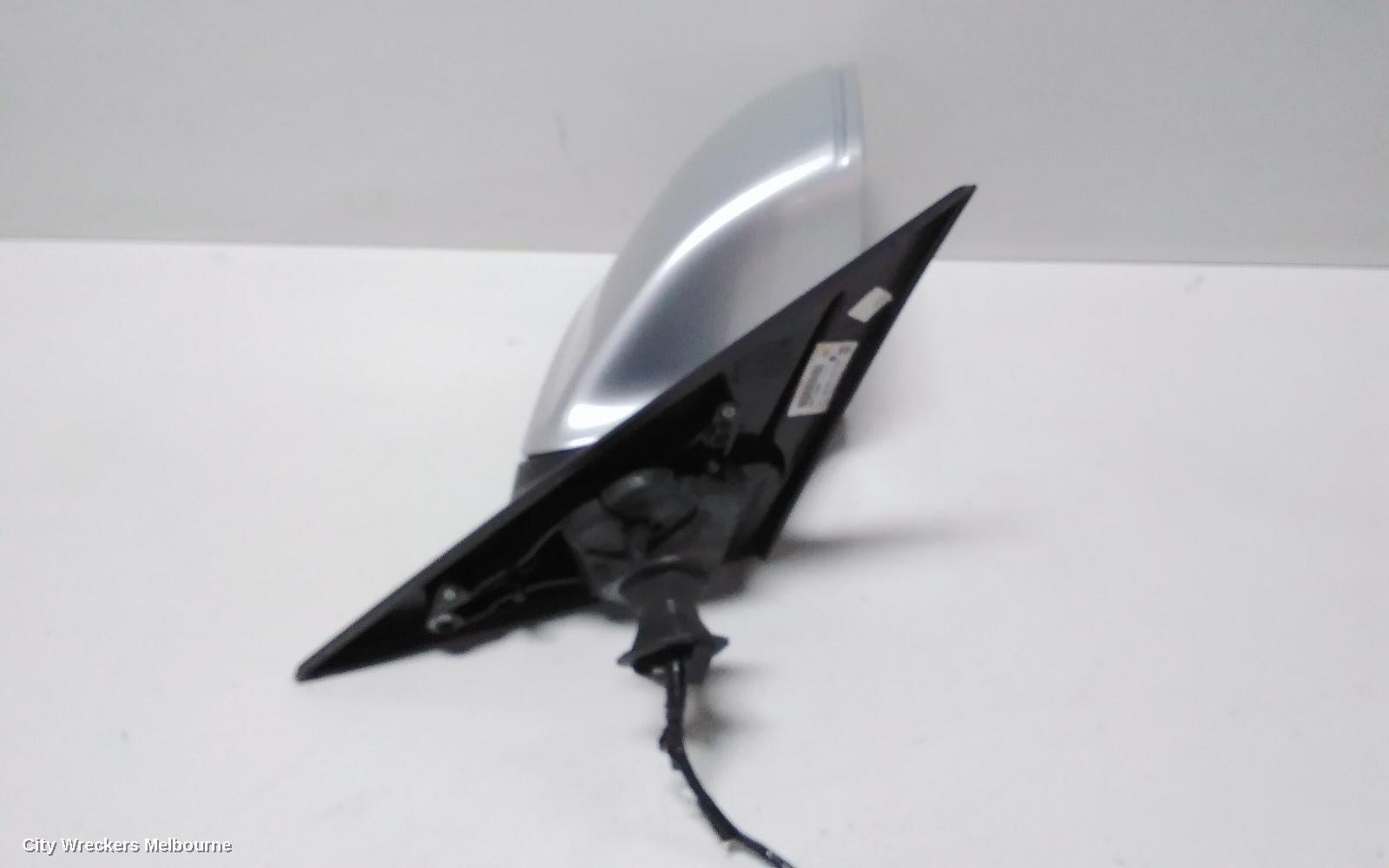 AUDI Q5 RIGHT DOOR MIRROR, 8R, MANUAL FOLD, NON LANE CHANGE ASSIST TYPE (6XC/7Y0 1PLUG, 7 WIRE), 03/2009 - 11/2014 - Image 3