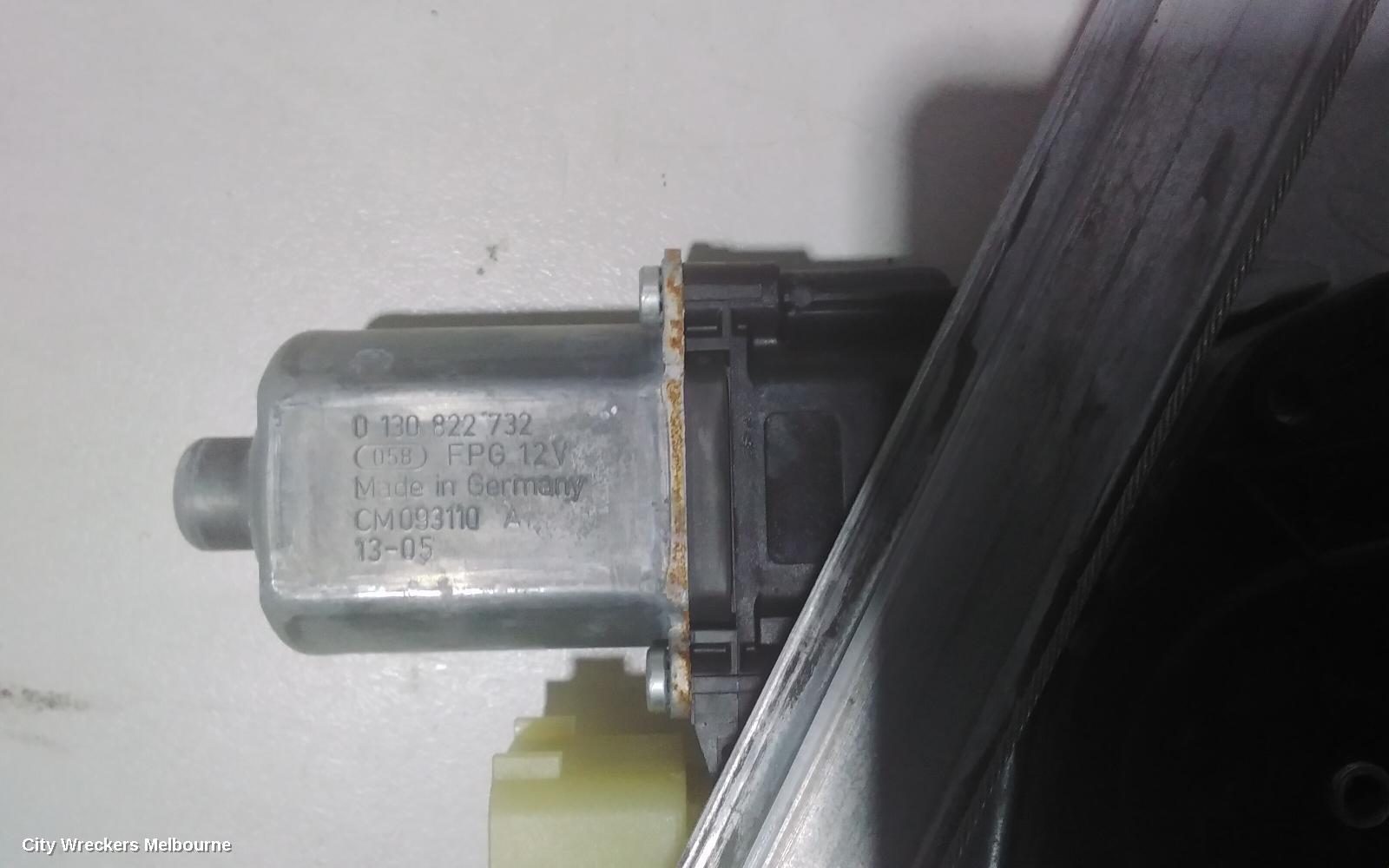 FORD KUGA LEFT FRONT WINDOW REG/MOTOR, TF, 11/2012 - 09/2016 - Image 3