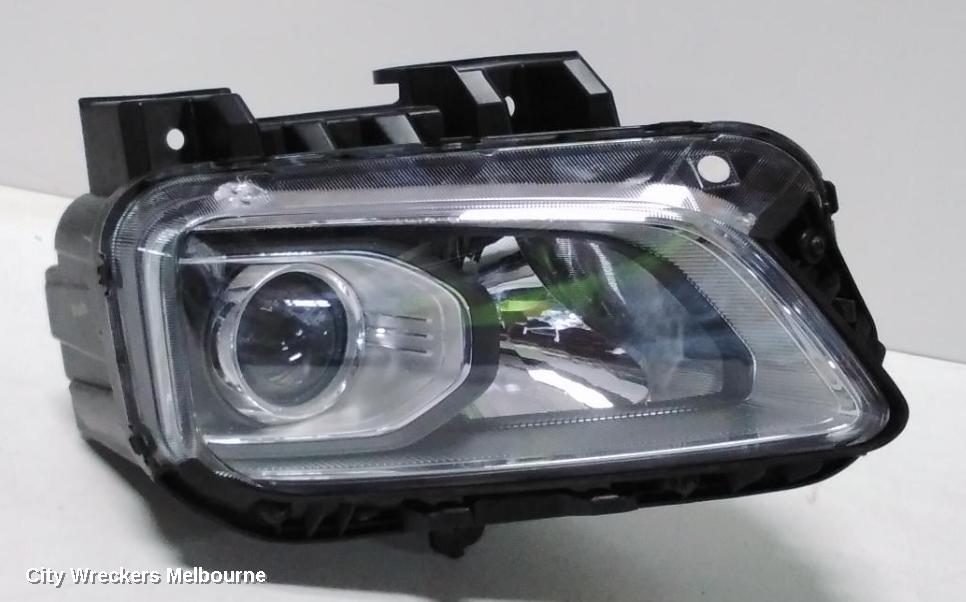 HYUNDAI KONA RIGHT HEADLAMP, OS, HALOGEN TYPE, 09/2017 - 10/2020 - Image 1