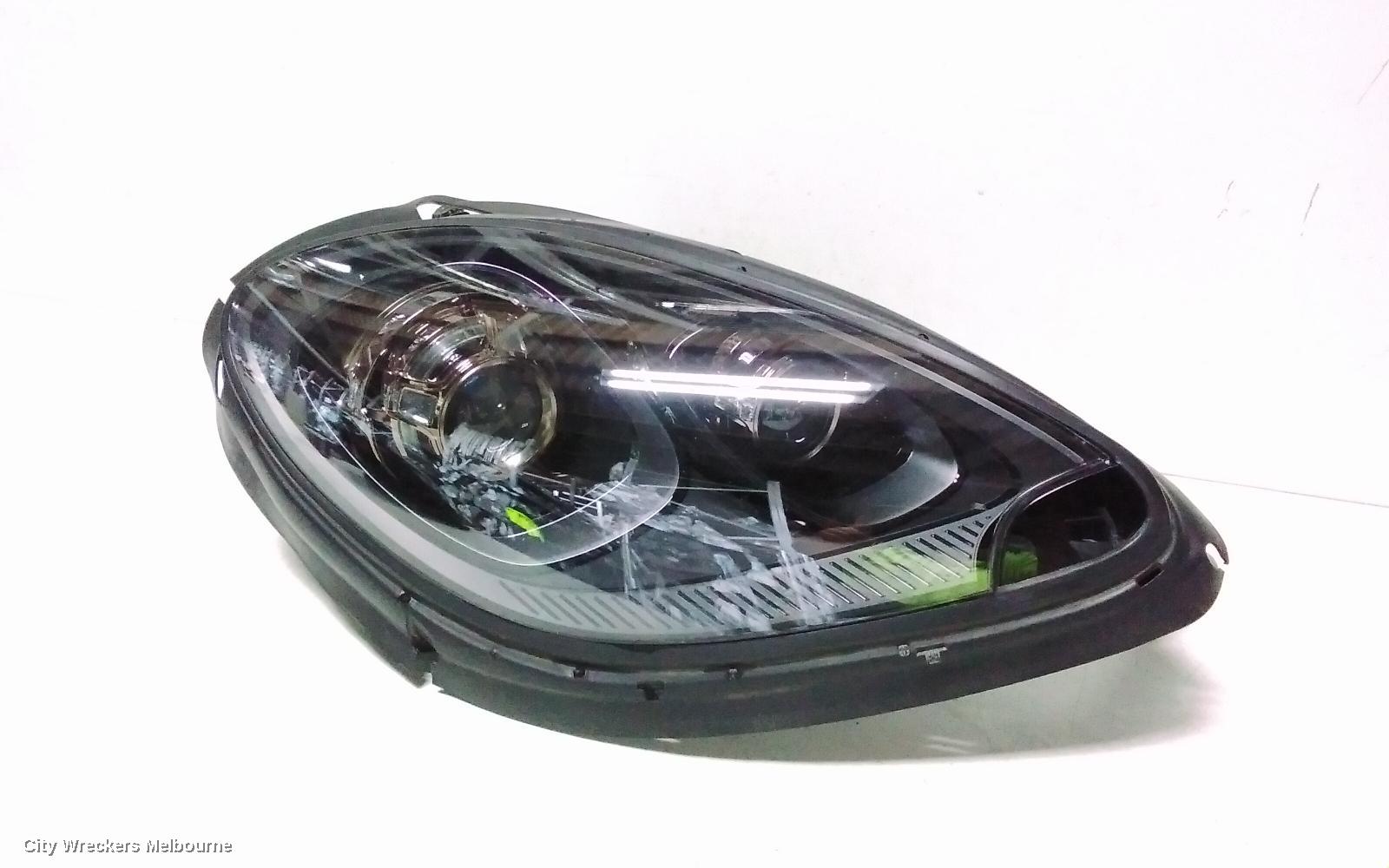 PORSCHE MACAN RIGHT HEADLAMP, 95B, W/ BI-XENON, ADAPTIVE TYPE, 06/2014 - 07/2018 - Image 2