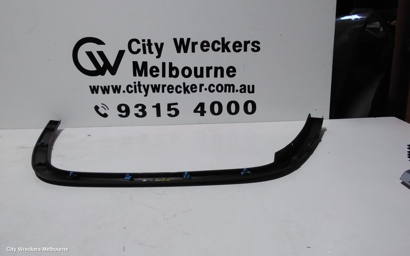 JEEP GRANDCHEROKEE WHEEL ARCH FLARE, WK, RH FRONT, 09/2016 ONWARDS - Image 2