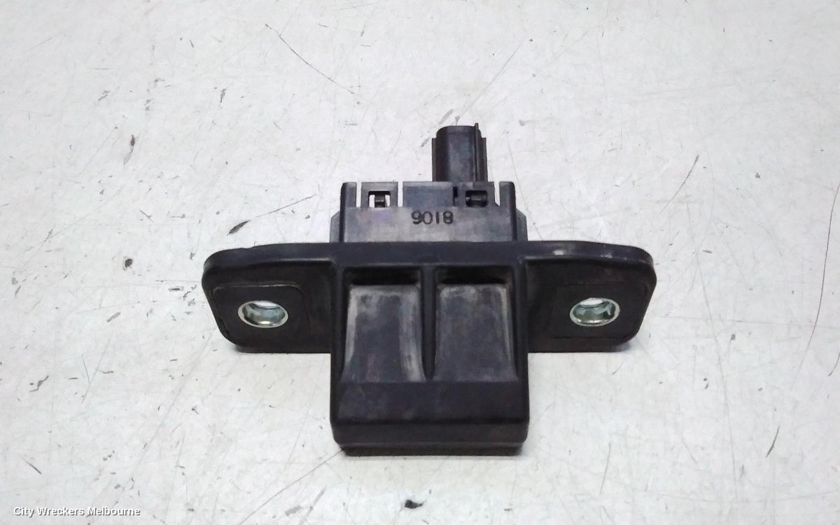 MAZDA CX8 TAILGATE HANDLE, KG, TAILGATE RELEASE SWITCH (ON OUTSIDE OF TAILGATE), 05/2018 - 12/2023 - Image 1