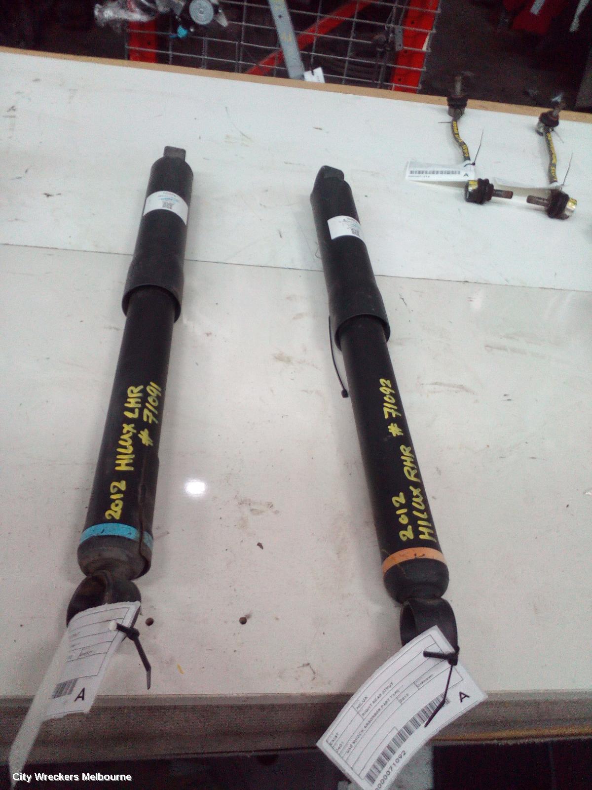 TOYOTA HILUX LEFT REAR STRUT, ***USE SHOCK ABSORBER PART TYPE*** - Image 3