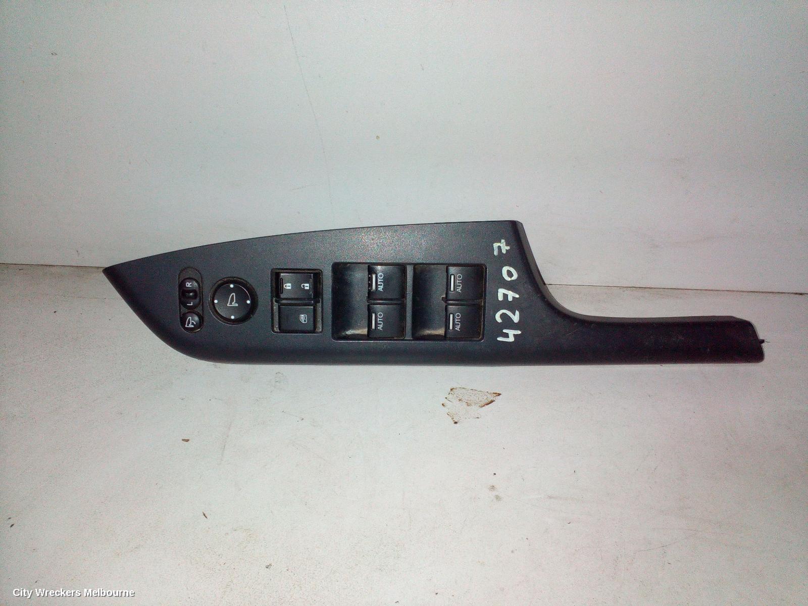 HONDA CRV PWR DR WIND SWITCH, RH FRONT (MASTER SWITCH), AUTO DOWN ALL WINDOWS, RM, 11/2012 - 04/2017 - Image 3