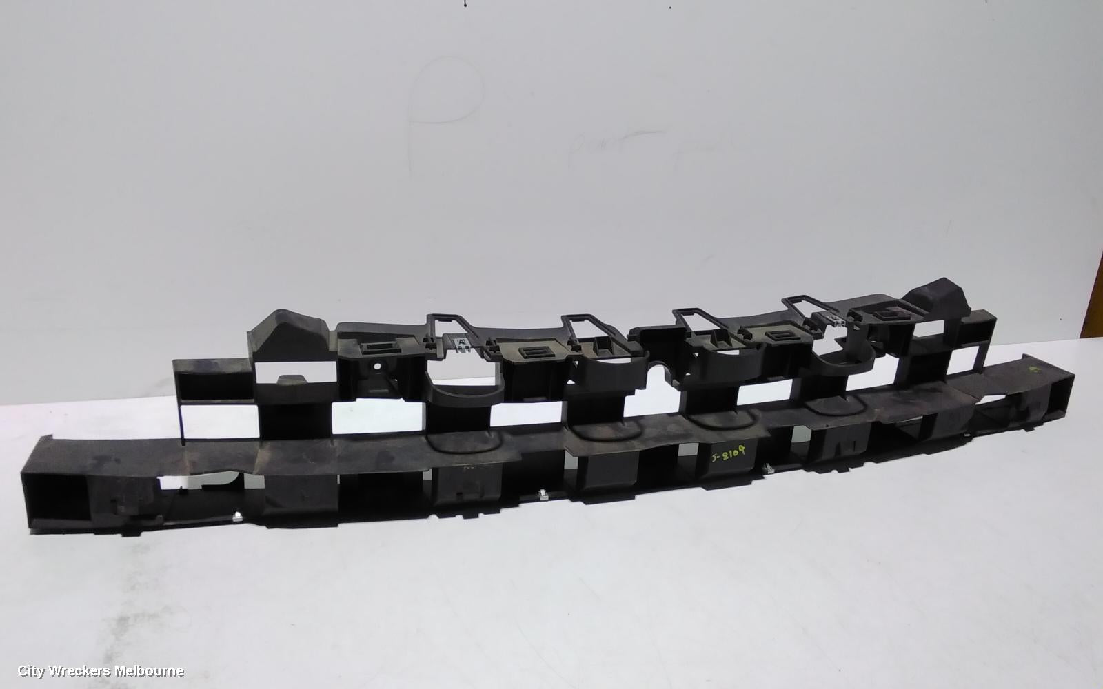 MITSUBISHI EXPRESS F/BAR REINFORC/BRACK, BUMPER ABSORBER, SN, 03/2020 ONWARDS - Image 2
