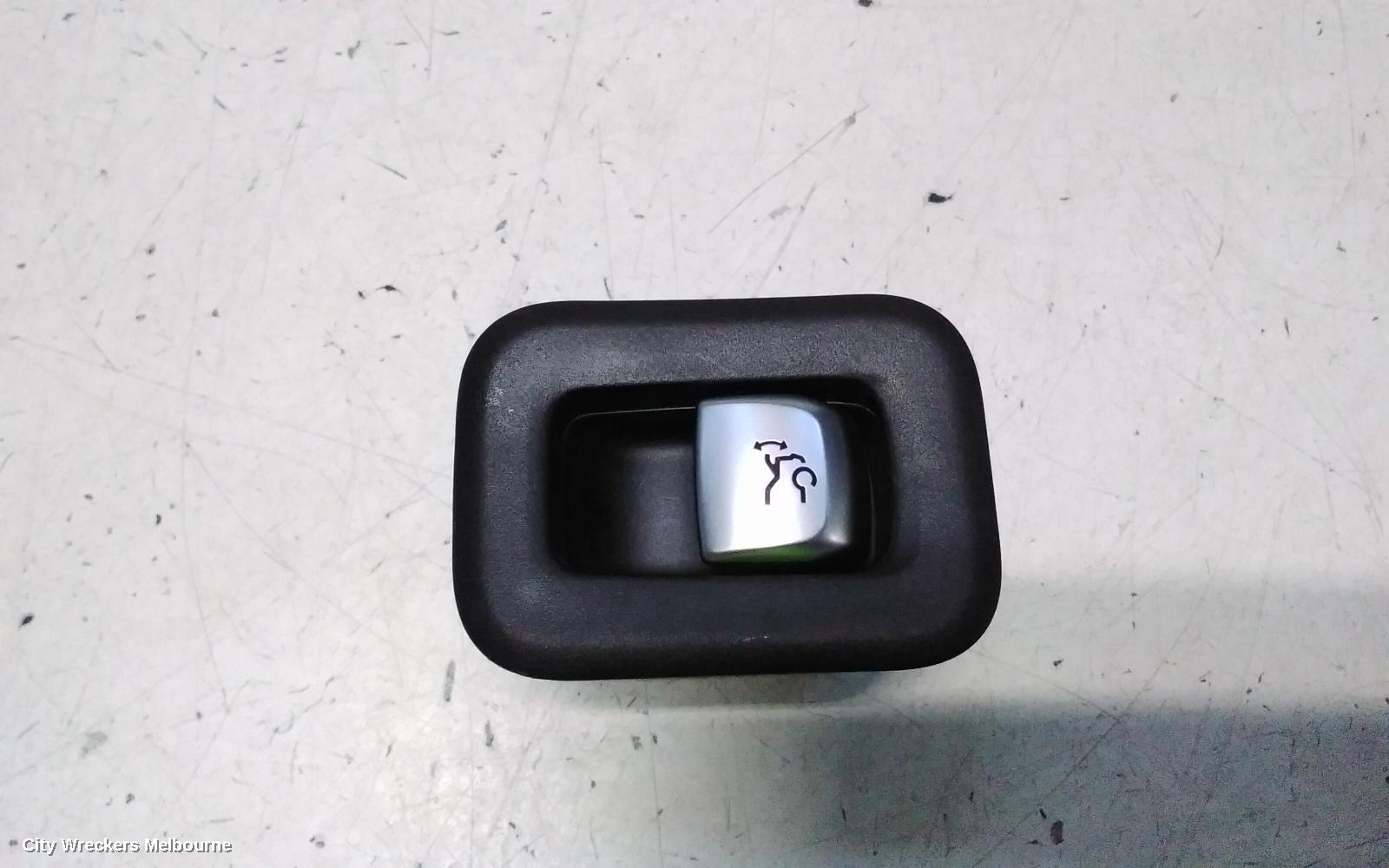 MERCEDES C CLASS, BOOTLID RELEASE SWITCH (ON DOOR MOUNTED), W205, 06/2014 - 07/2023 - Image 2