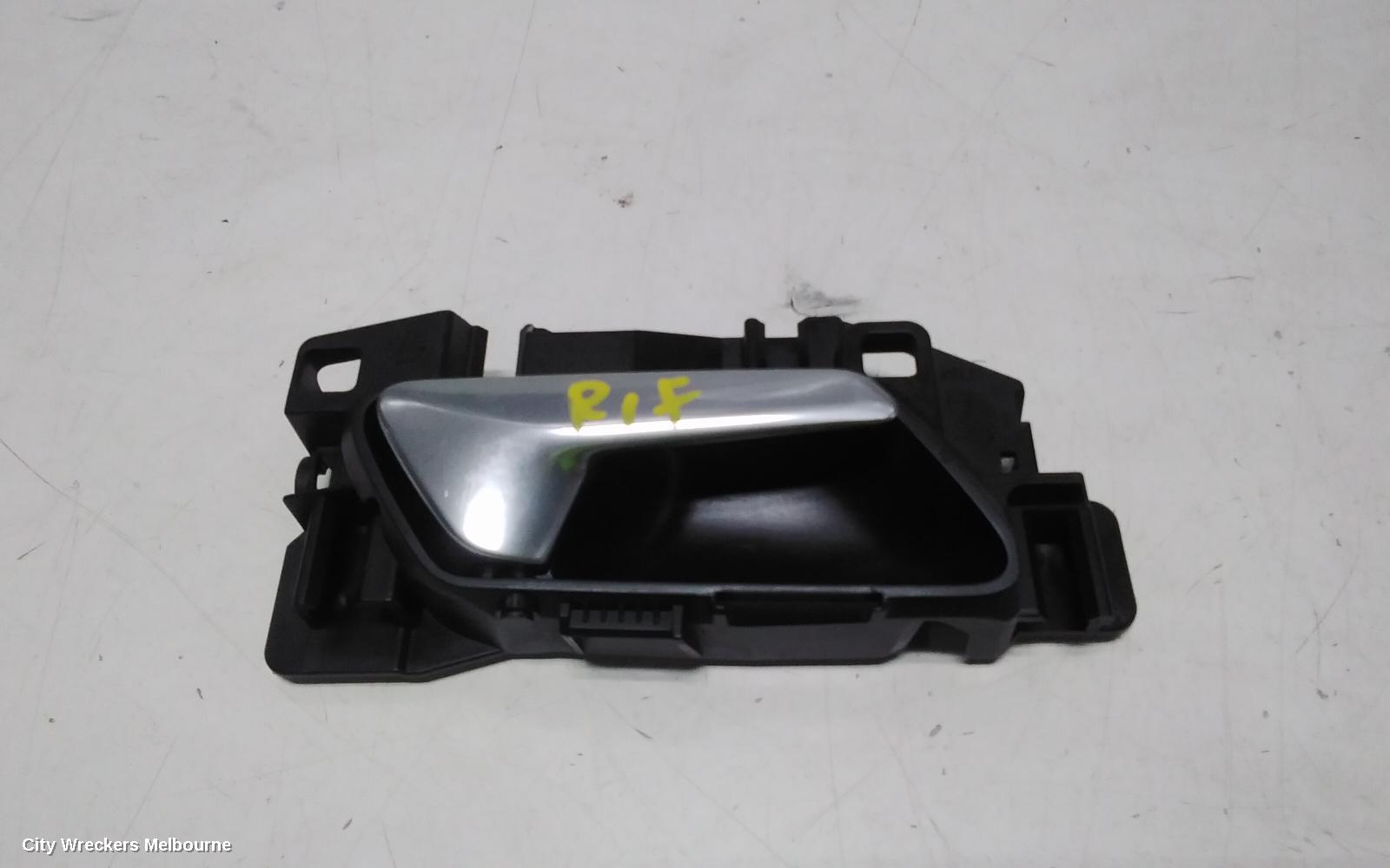PEUGEOT 308 DOOR HANDLE, T9, 10/2014 - 05/2021 - Image 1
