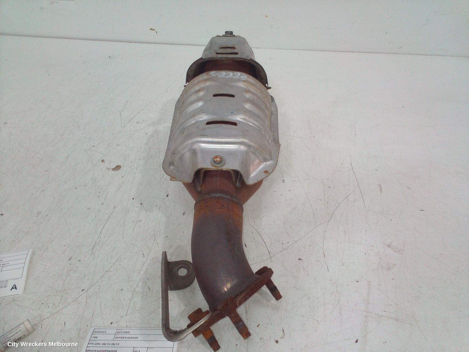 HONDA ACCORD CATALYTIC CONVERTER, MANIFOLD-CAT TYPE, 2.4, PETROL, 9TH GEN, 05/2013 - 08/2019 - Image 3