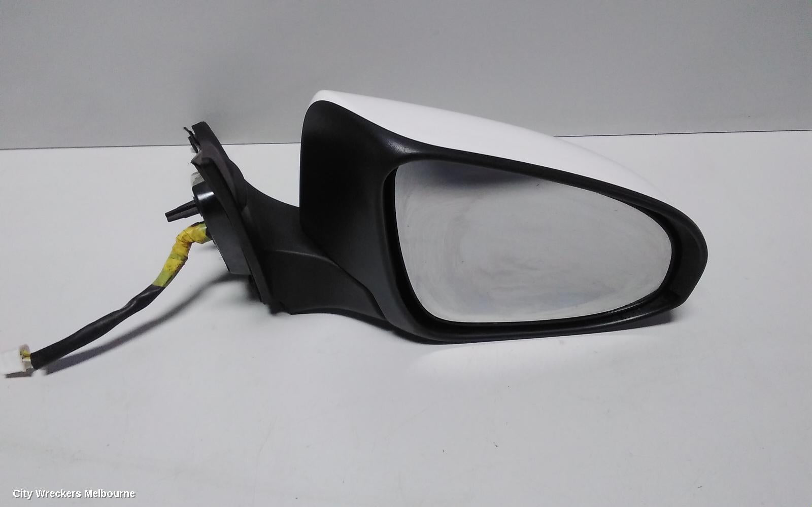 TOYOTA CAMRY RIGHT DOOR MIRROR, ASV50, ALTISE/ATARA S/SX, NON AUTO DIPPING TYPE, 05/2015 - 10/2017 - Image 2