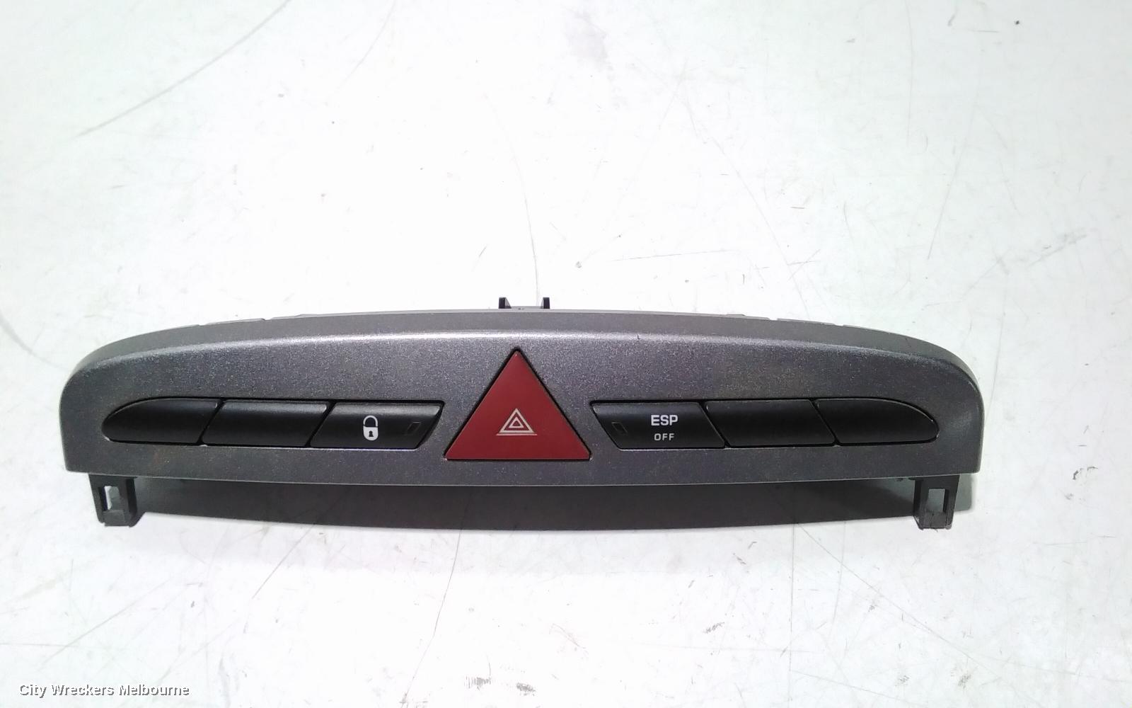 PEUGEOT 308, T7, 09/2007 - 01/2014, HAZARD LIGHT SWITCHES: 93441 - Image 2
