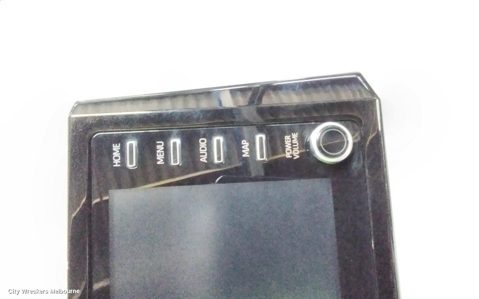 TOYOTA COROLLA RADIO/CD/DVD/SAT/TV, E210, DISPLAY UNIT, 8IN TOUCHSCREEN, NON SAT NAV TYPE, 07/2018 ONWARDS - Image 3