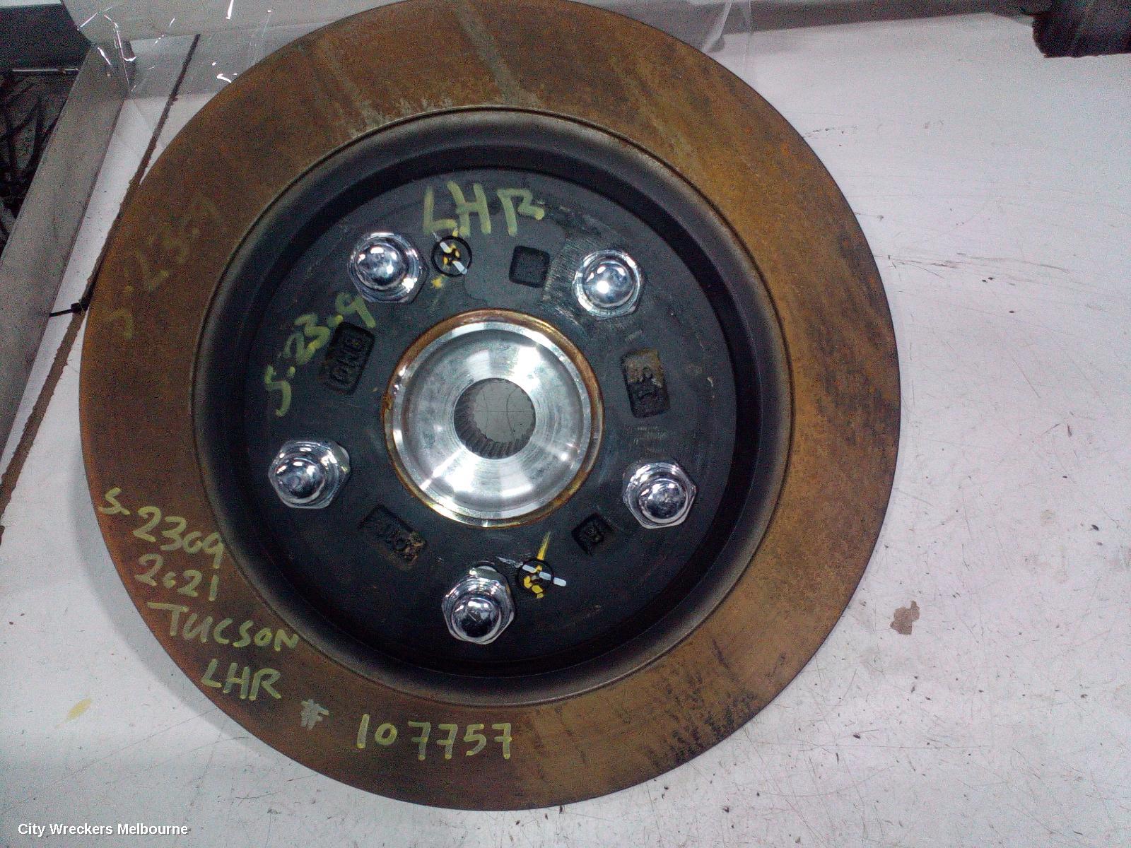 HYUNDAI TUCSON LEFT REAR HUB ASSEMBLY, NX4, AWD, 02/2021 ONWARDS - Image 1