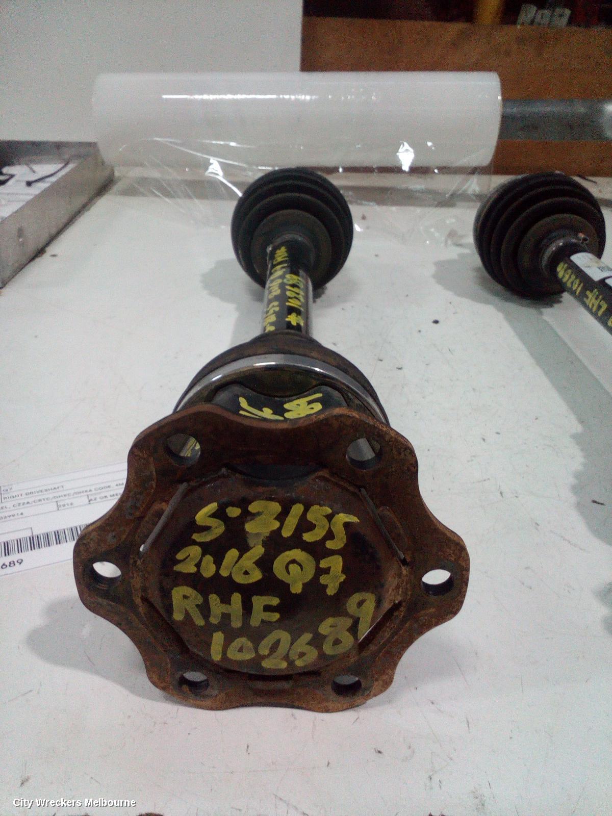 AUDI Q7 RIGHT DRIVESHAFT, FRONT, 3.0, DIESEL, CZZA/CRTC/DHXC/DHXA CODE, 4M, 09/2015 ONWARDS - Image 1