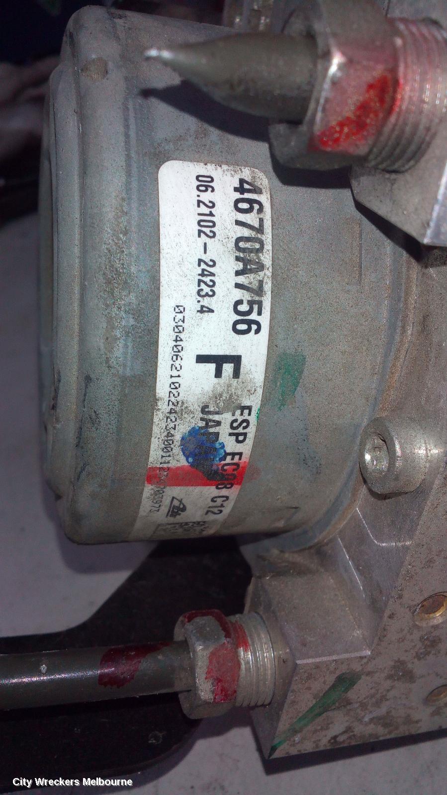 MITSUBISHI OUTLANDER ABS PUMP/MODULATOR, ZJ, P/N 4670A756, 10/2012 - 03/2015 - Image 2