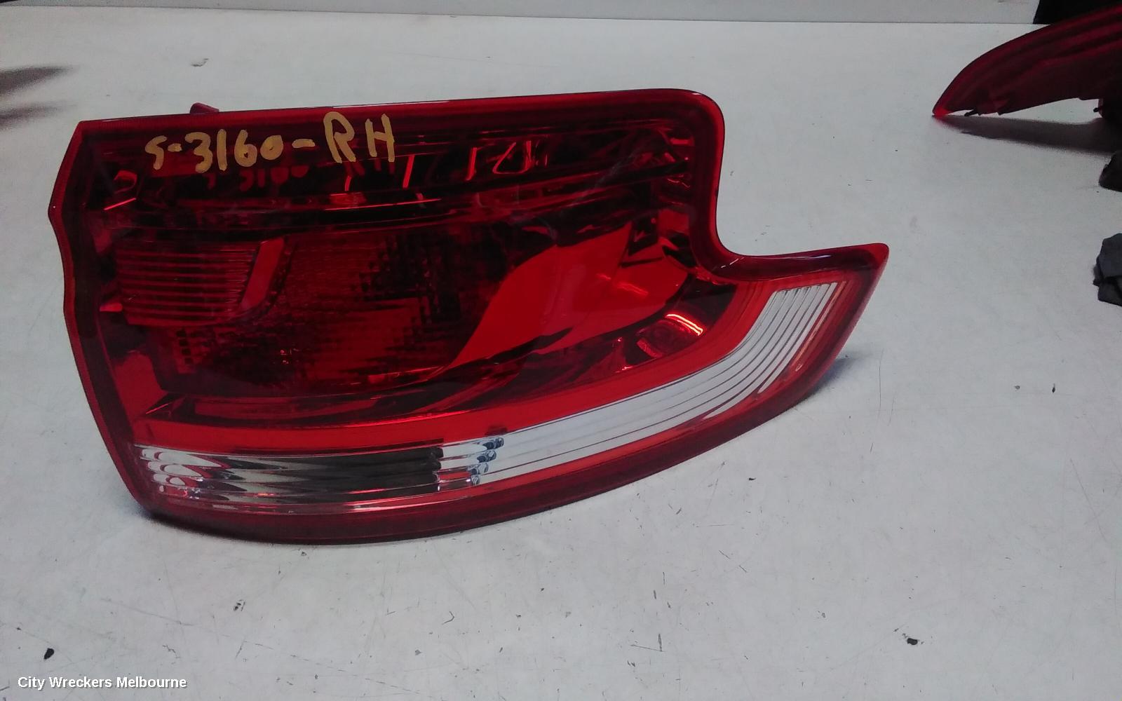 LDV G10 RIGHT TAILLIGHT, SV7C, IN BODY, W/ HALOGEN TYPE, TAILGATE, VAN, 04/2015 ONWARDS - Image 1