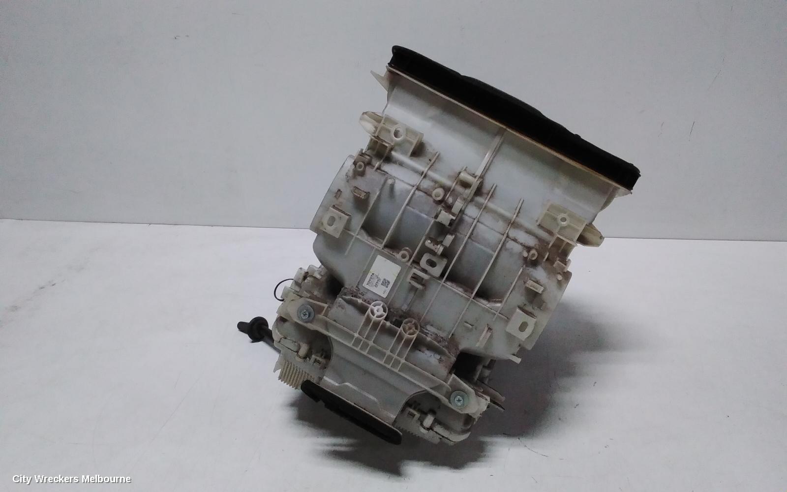 TOYOTA HIACE HEATER CORE/BOX, TRH/KDH, 03/2005 - 04/2019 - Image 2