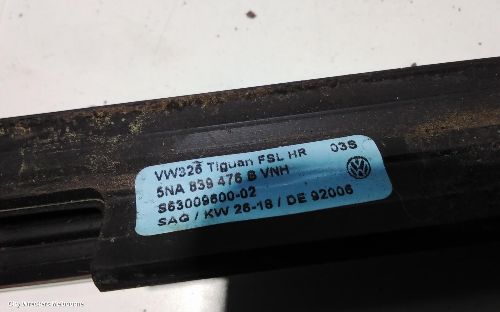 VOLKSWAGEN TIGUAN DOOR MOULD, RHR UPPER CHROME MOULD: 87491, 5NA, 06/2016 - 02/2024 - Image 3