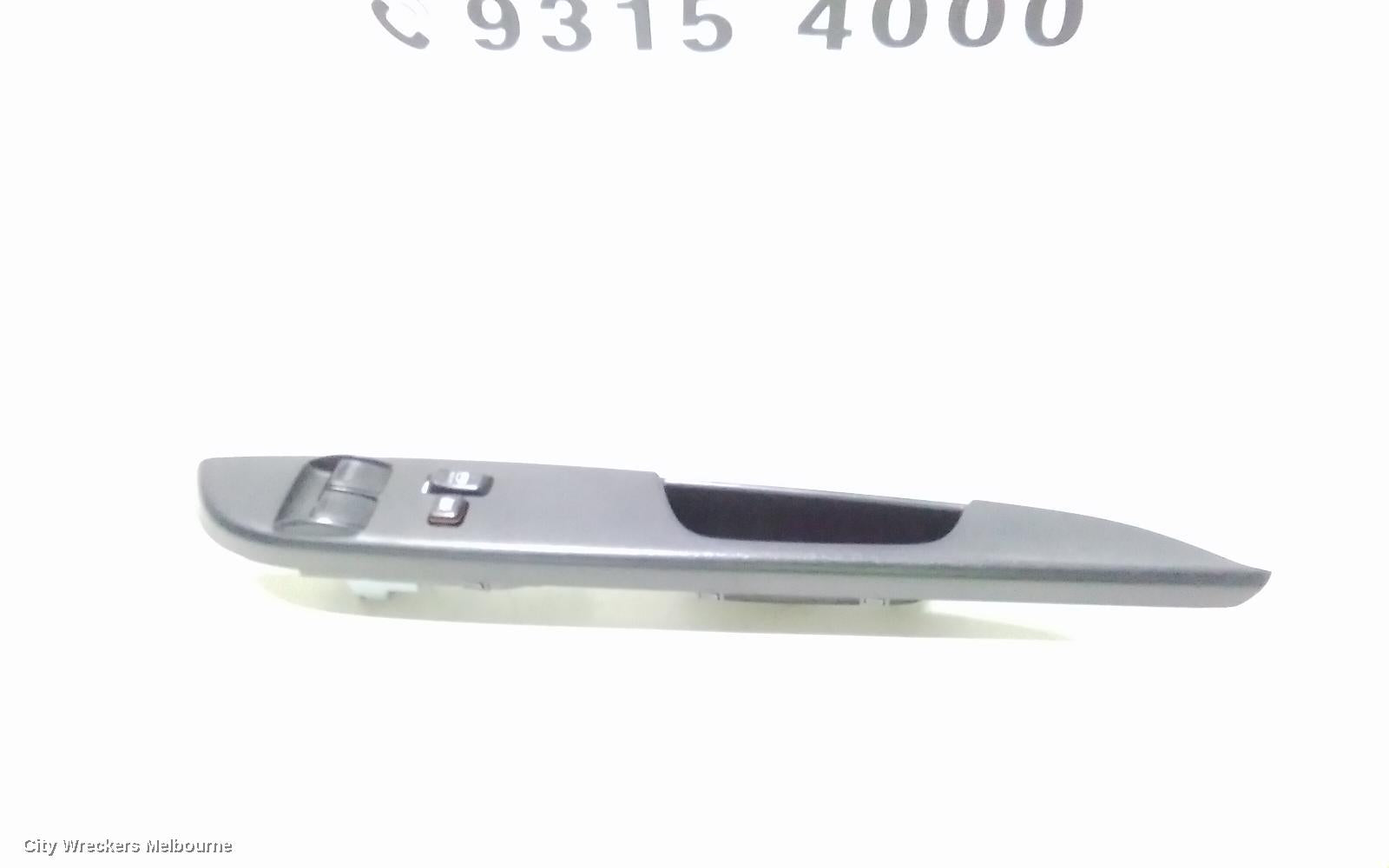 TOYOTA HIACE PWR DR WIND SWITCH, RH FRONT (MASTER SWITCH), TRH/KDH, 03/2014 - 04/2019 - Image 1