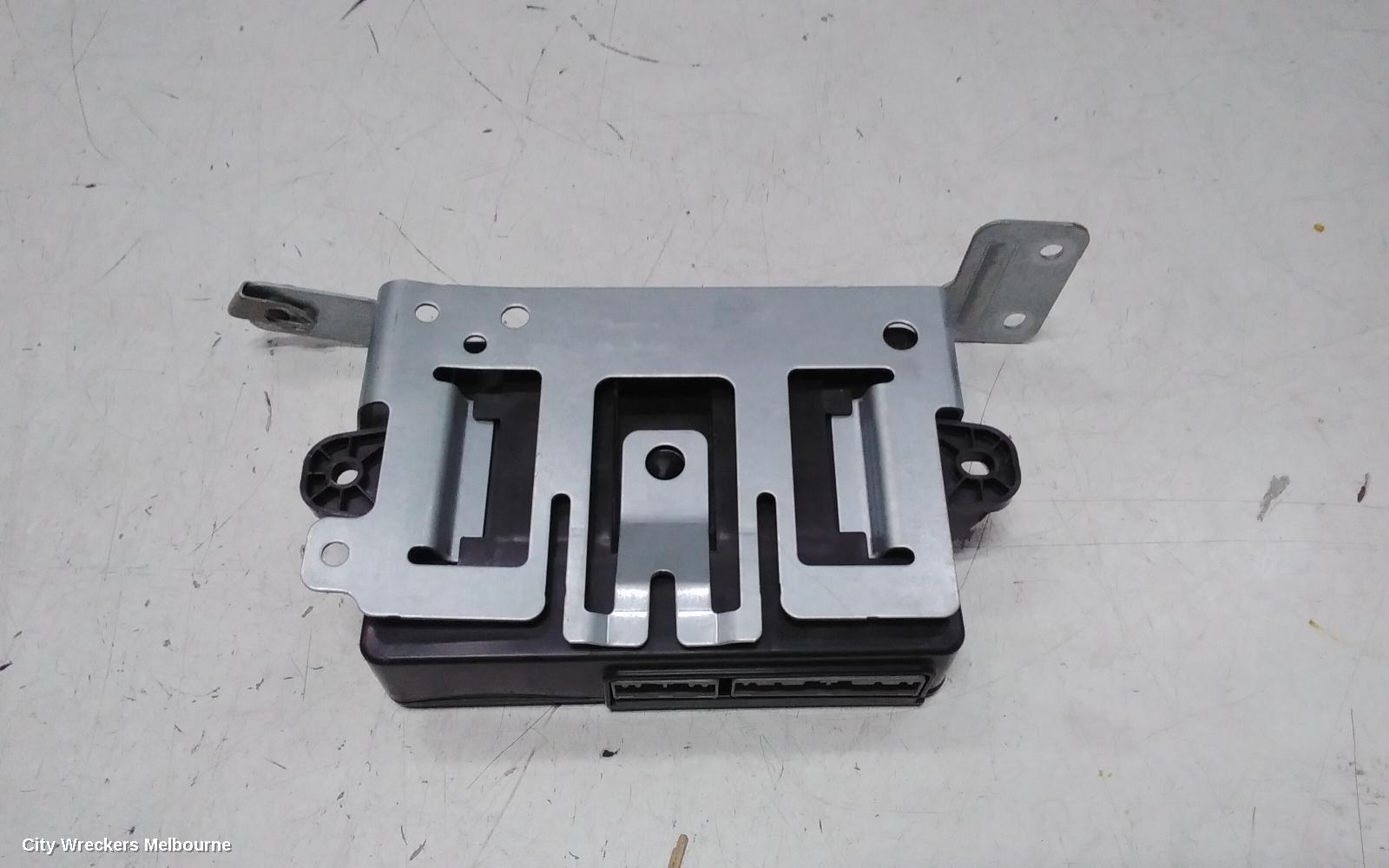 LAND ROVER RANGEROVER SPORT, L320, 08/2005 - 12/2013, KEYLESS ENTRY CONTROL MODULE AH42-19H440-AF: 139104 - Image 2