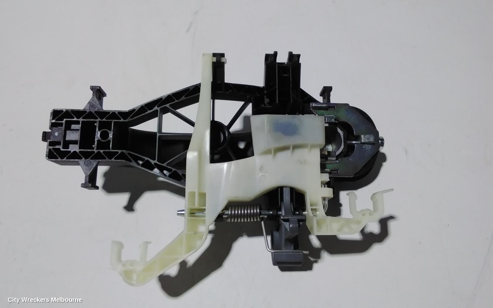 VOLKSWAGEN CADDY DOOR HANDLE, 2KN, 12/2015 - 02/2021 - Image 2