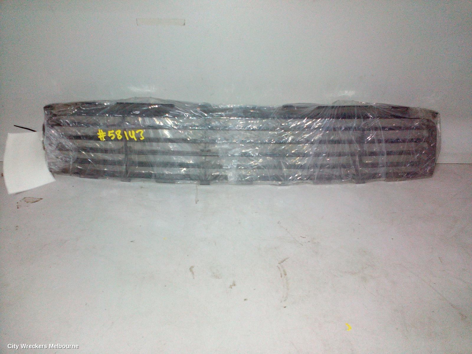 TOYOTA COROLLA GRILLE, BUMPER GRILLE (CENTRE), ZRE152R, HATCH, 03/2007 - 10/2009 - Image 2