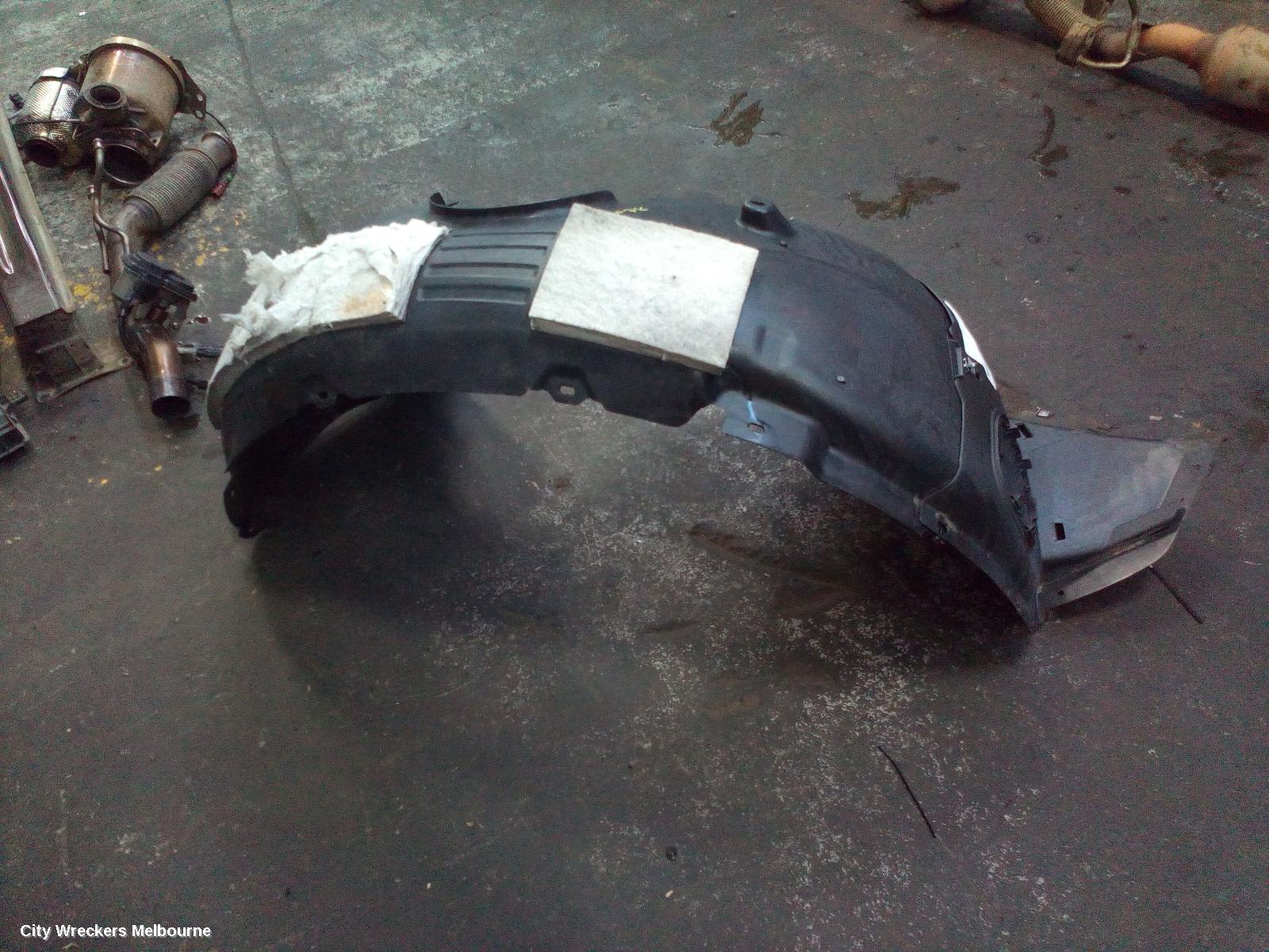 VOLKSWAGEN GOLF RIGHT GUARD LINER, GEN 6, HATCH/CABRIO, 12/2008 - 01/2016 - Image 2