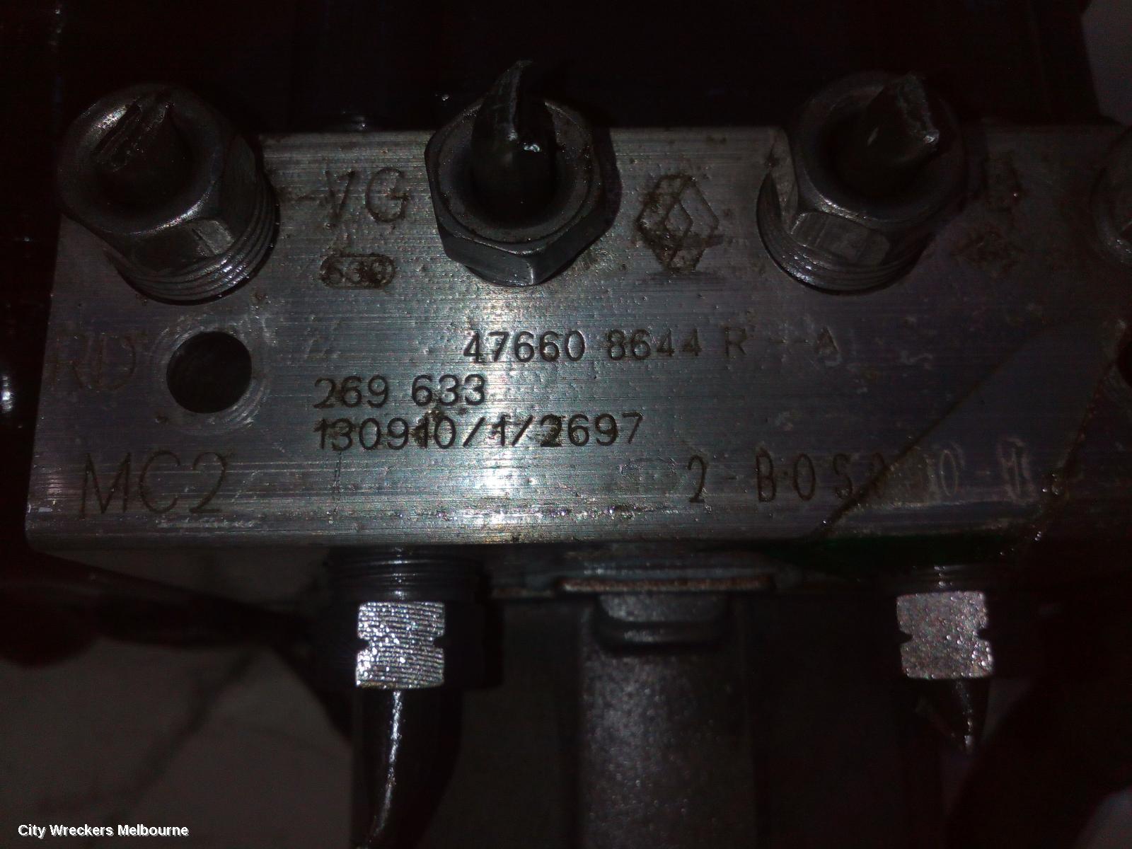 RENAULT CLIO ABS PUMP/MODULATOR, X98, 09/2013 - 10/2019 - Image 2