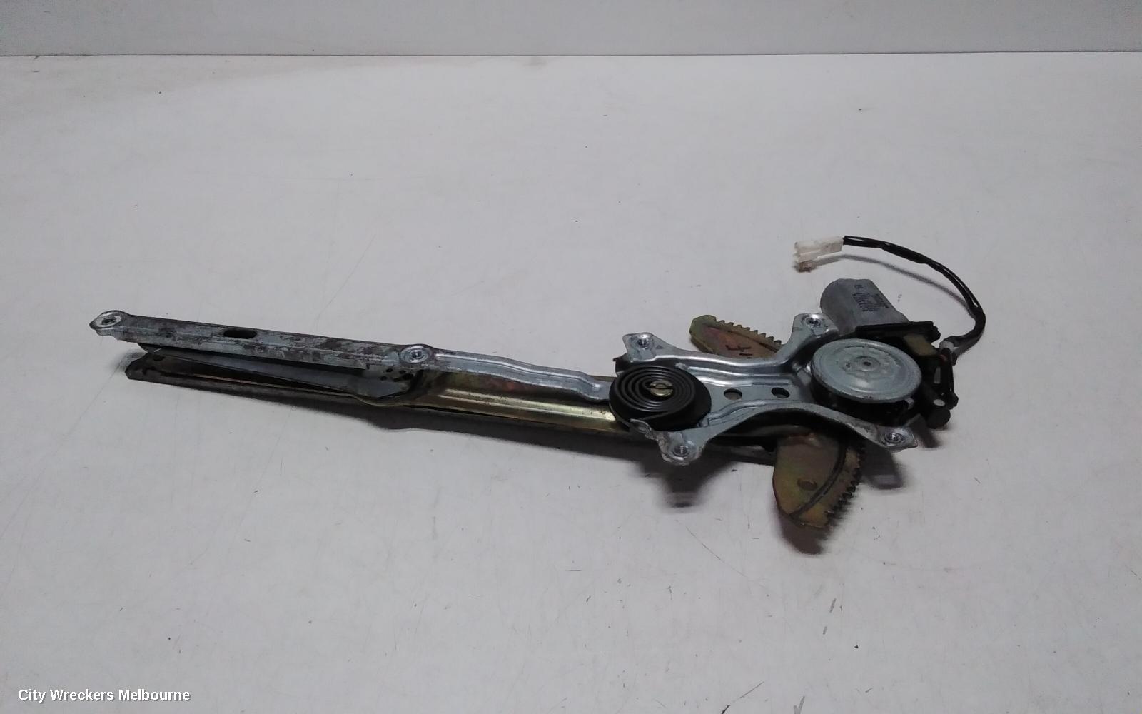 TOYOTA TARAGO LEFT FRONT WINDOW REG/MOTOR, ACR30,  POWER, 06/2000 - 02/2006 - Image 1