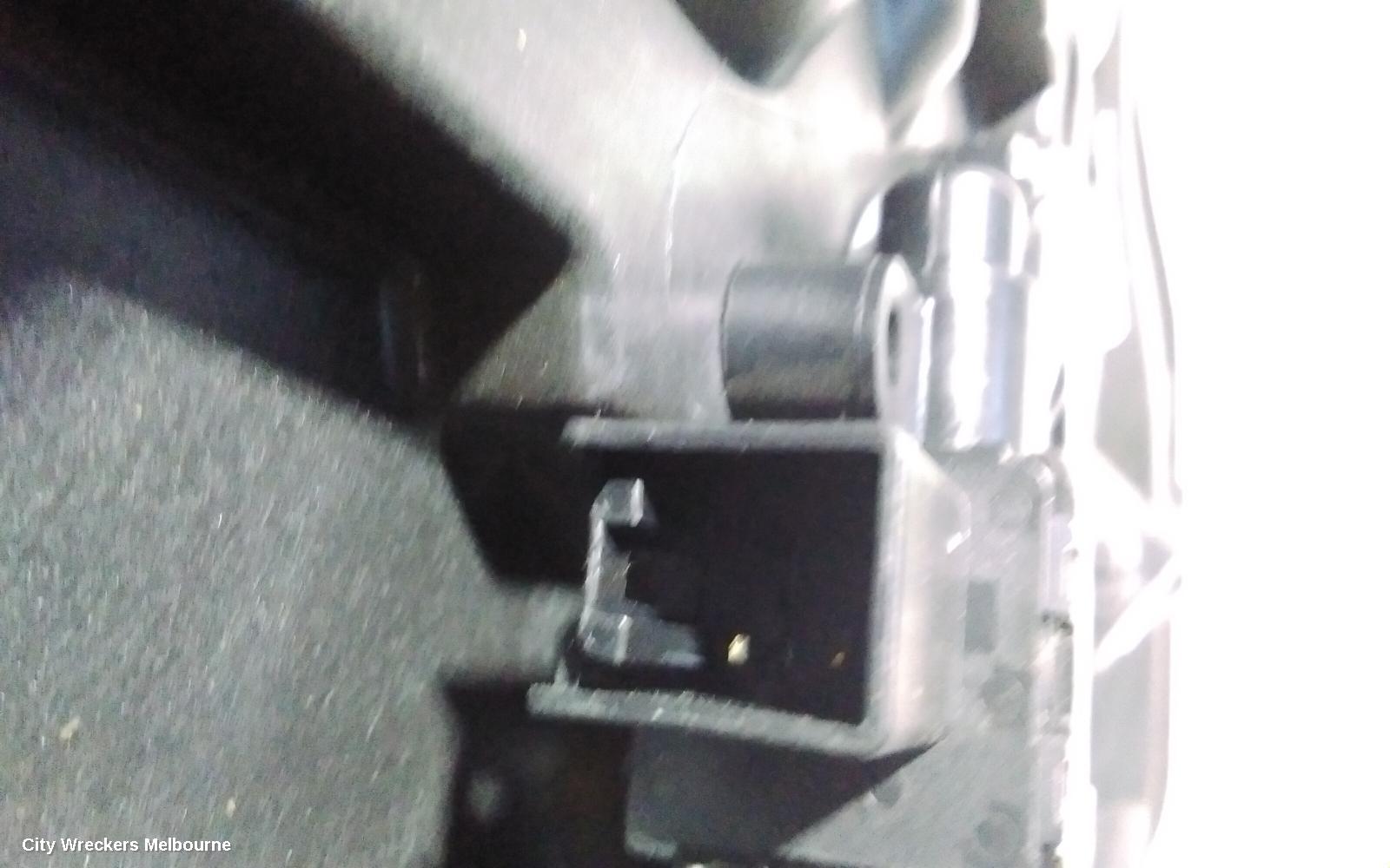 MAZDA CX3 LEFT FRONT WINDOW REG/MOTOR, DK, 02/2017 ONWARDS - Image 3