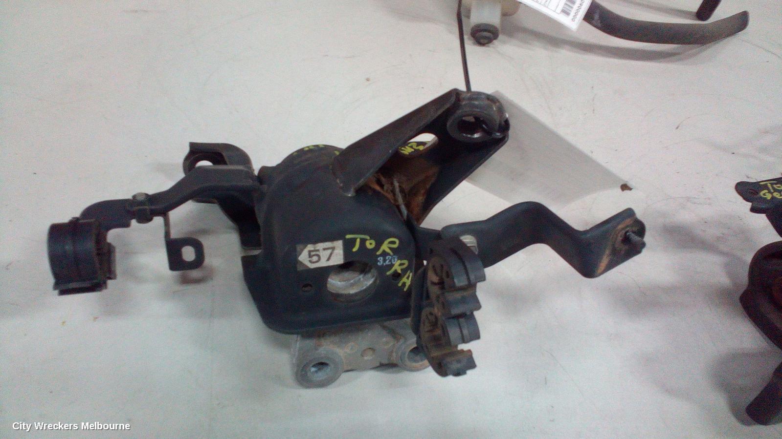 TOYOTA COROLLA MOUNT, 150 SERIES, 03/2007 - 12/2013 - Image 2
