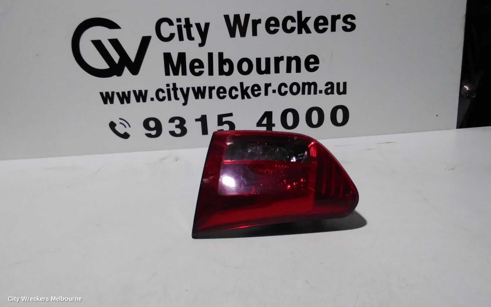 PEUGEOT 4007 REAR GARNISH, TAILGATE LAMP (RH SIDE), 10/2009 - 08/2013 - Image 1
