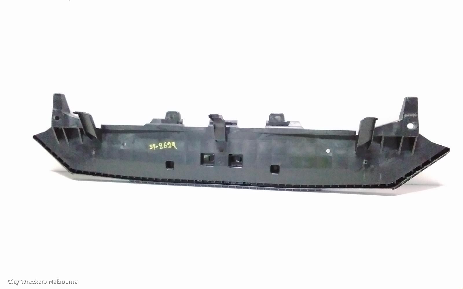 SUBARU XV, G4X, 08/2011 - 04/2017, UNDER BUMPER SPLASH TRAY: 117711 - Image 1