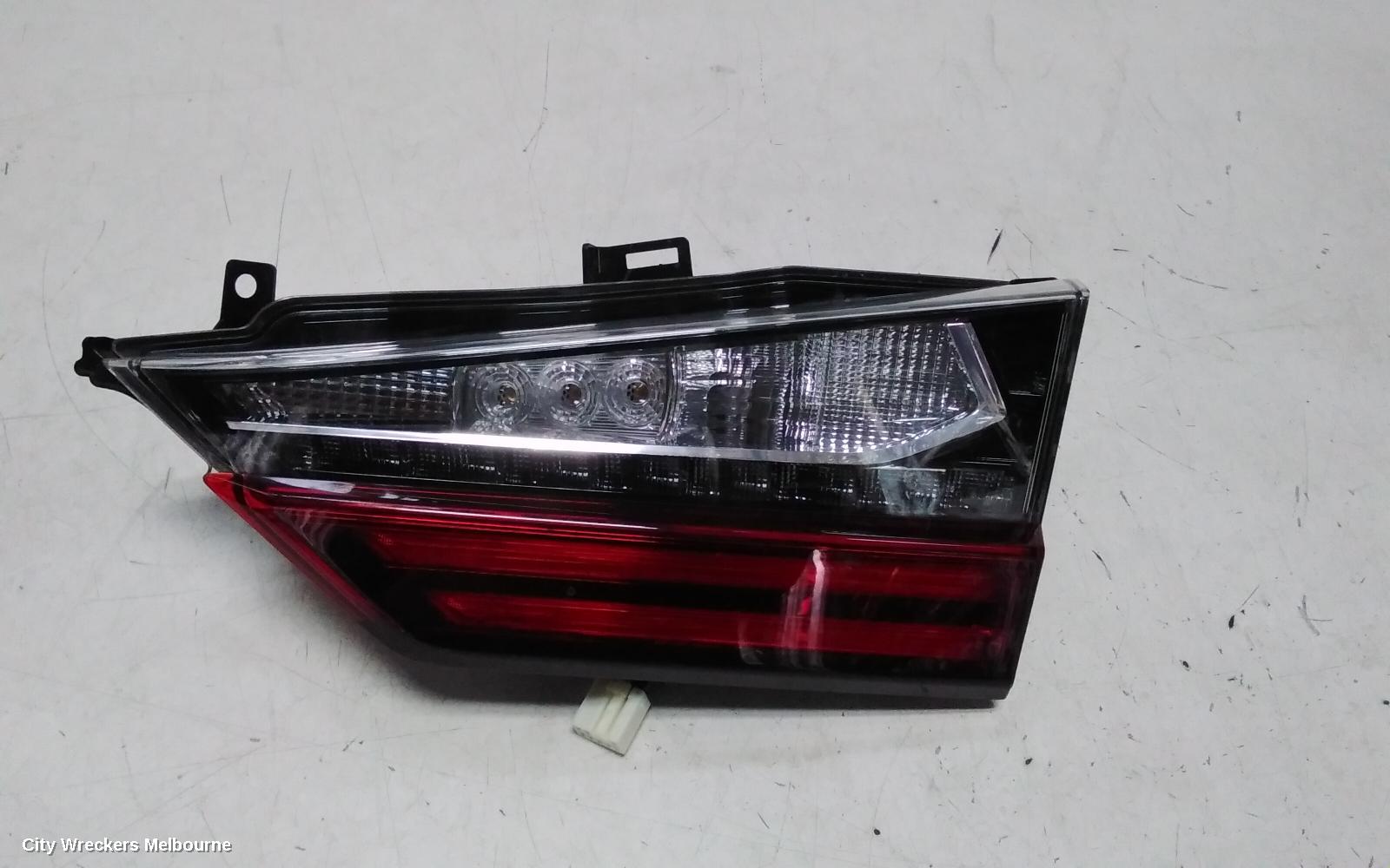 LEXUS RX SERIES REAR GARNISH, TAILGATE LAMP (RH SIDE), AL20, F SPORTS/SPORTS LUXURY, LED TYPE, 09/2015 - 10/2019 - Image 2
