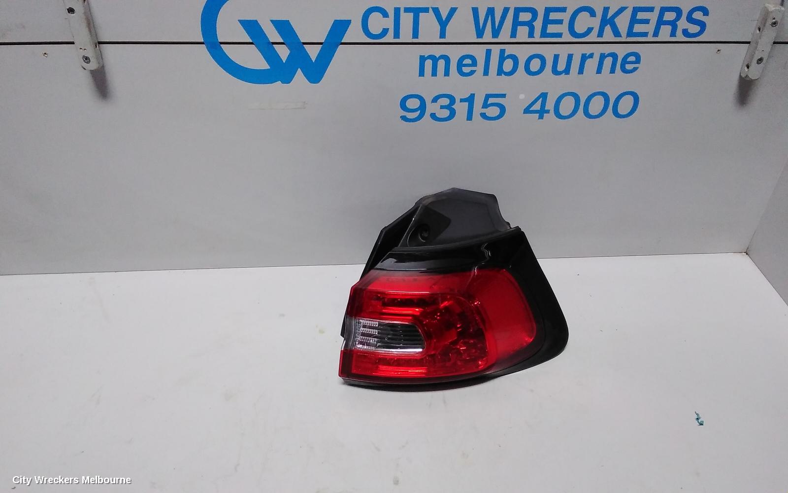 JEEP CHEROKEE RIGHT TAILLIGHT, KL, IN BODY, 02/2014 - 03/2018 - Image 1