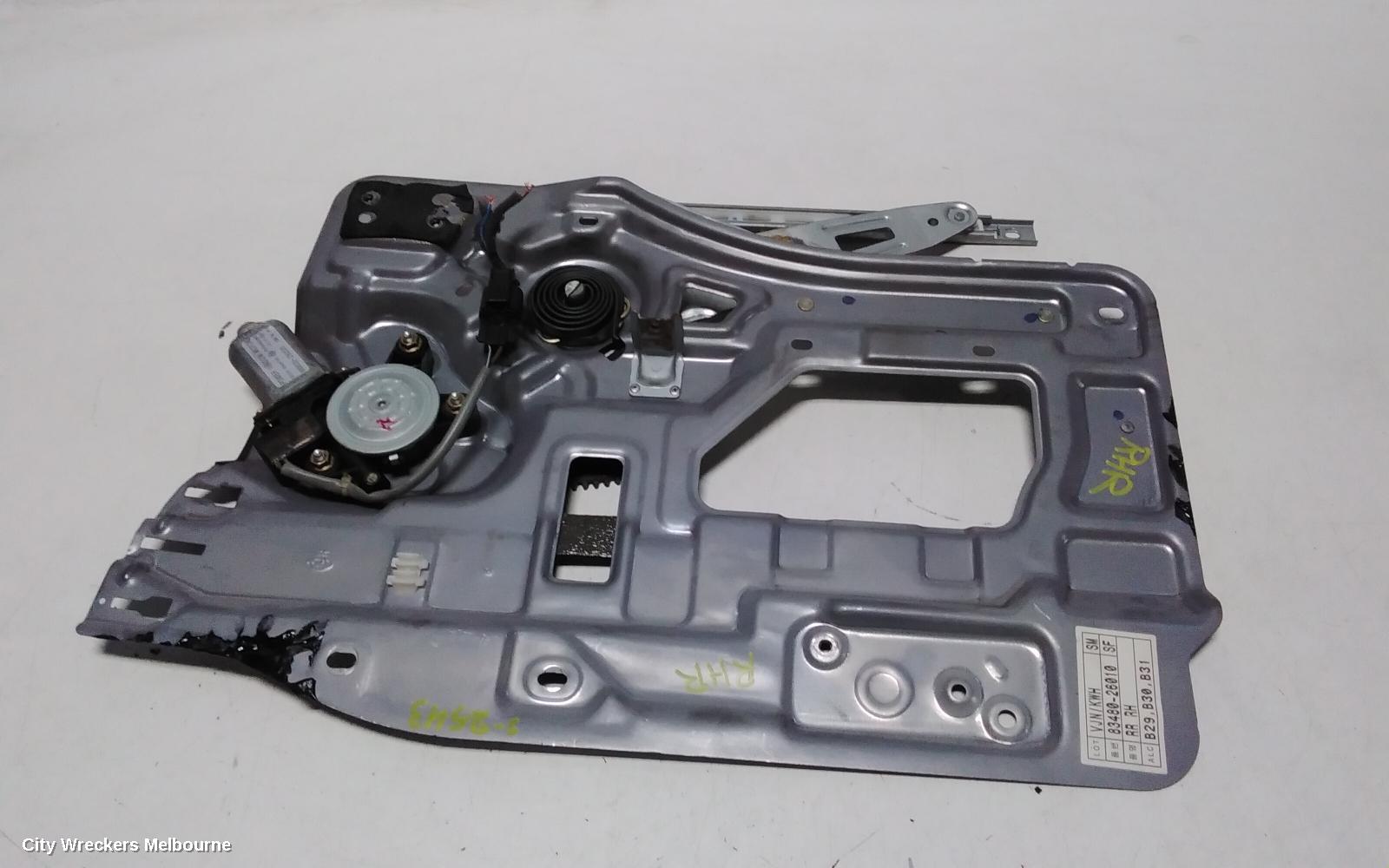 HYUNDAI SANTA FE RIGHT REAR WND REG/MOTOR, SM, POWER, 11/2000 - 11/2005 - Image 2