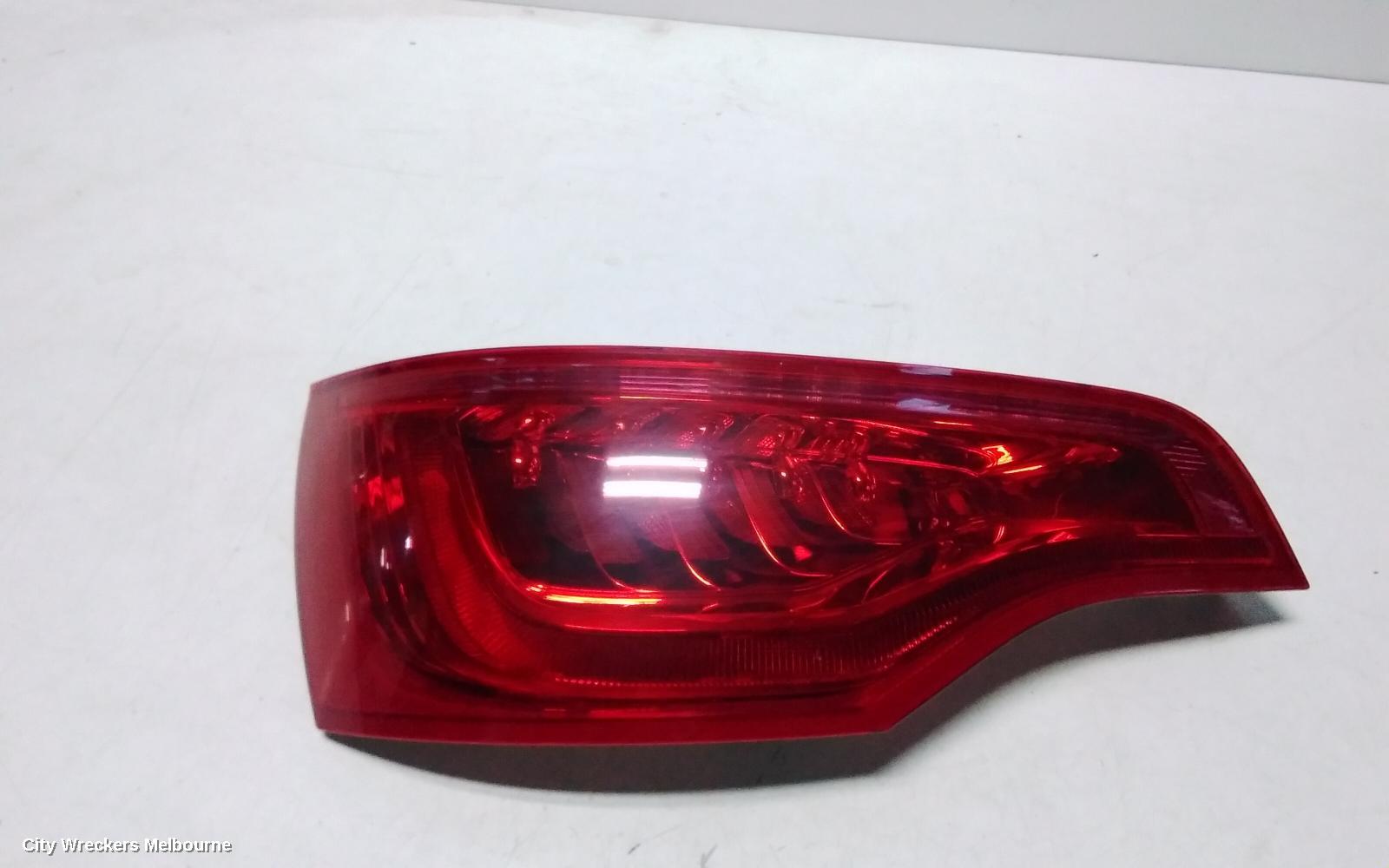 AUDI Q7 LEFT TAILLIGHT, 4L, IN TAILGATE, 10/2009 - 08/2015 - Image 3