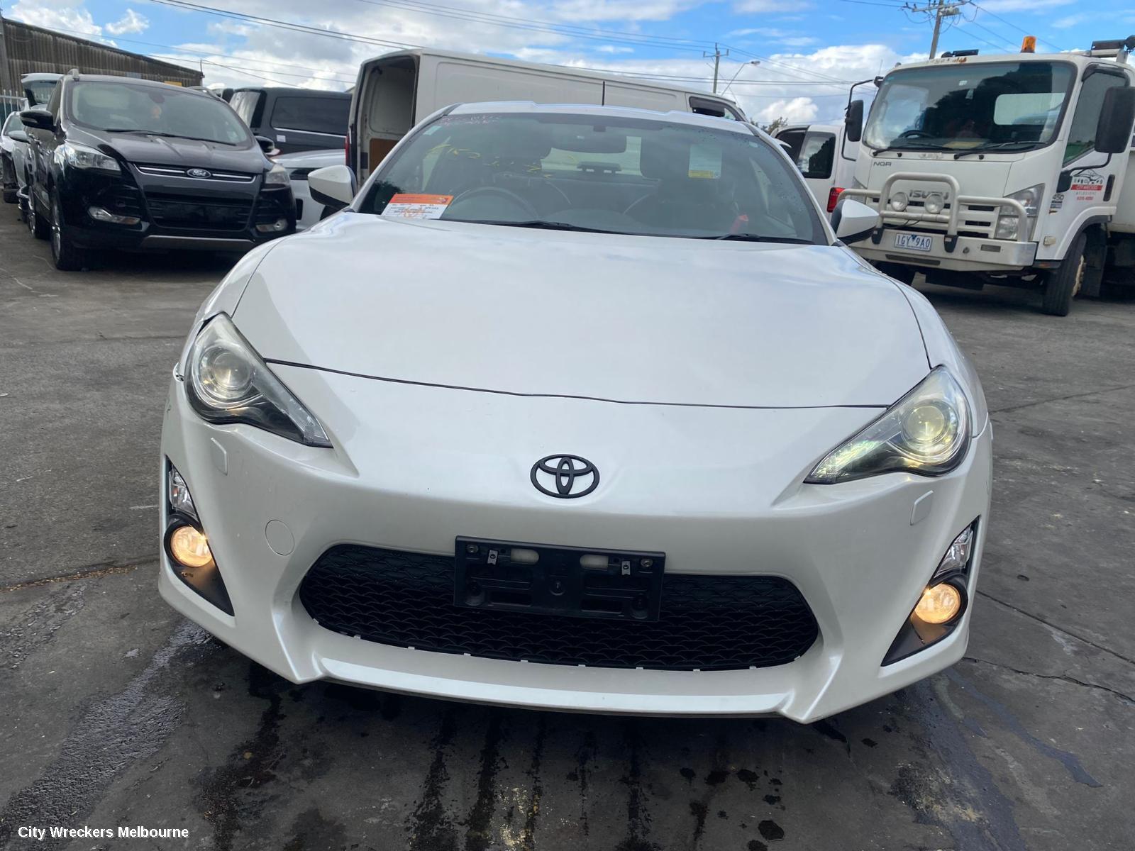 TOYOTA 86 RADIO/CD/DVD/SAT/TV, RADIO/CD/MP3/SAT NAV ASSY, ZN6, GTS, 04/2012 - 10/2016 - Image 1
